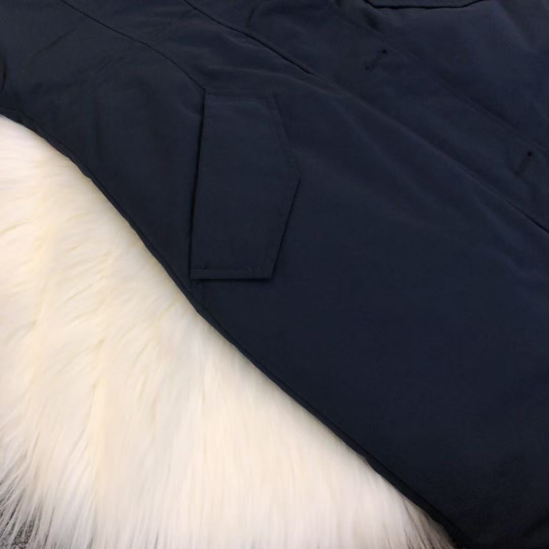 Canada Goose Rossair down jacket