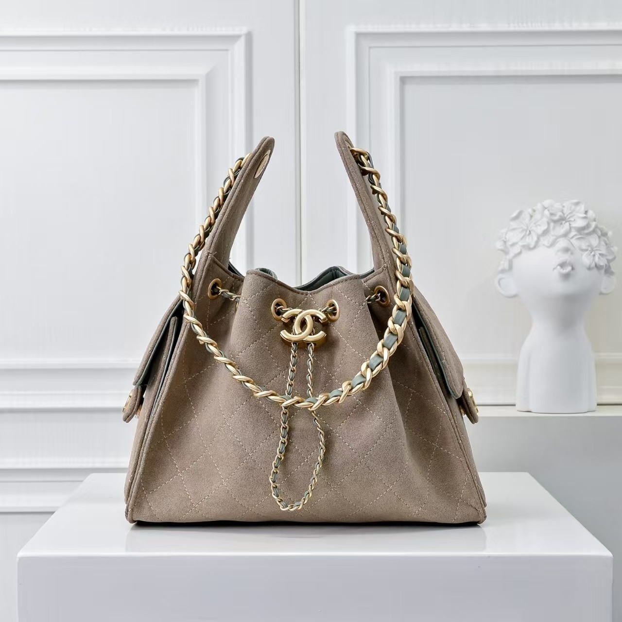Chanel 25c hobo armpit bag