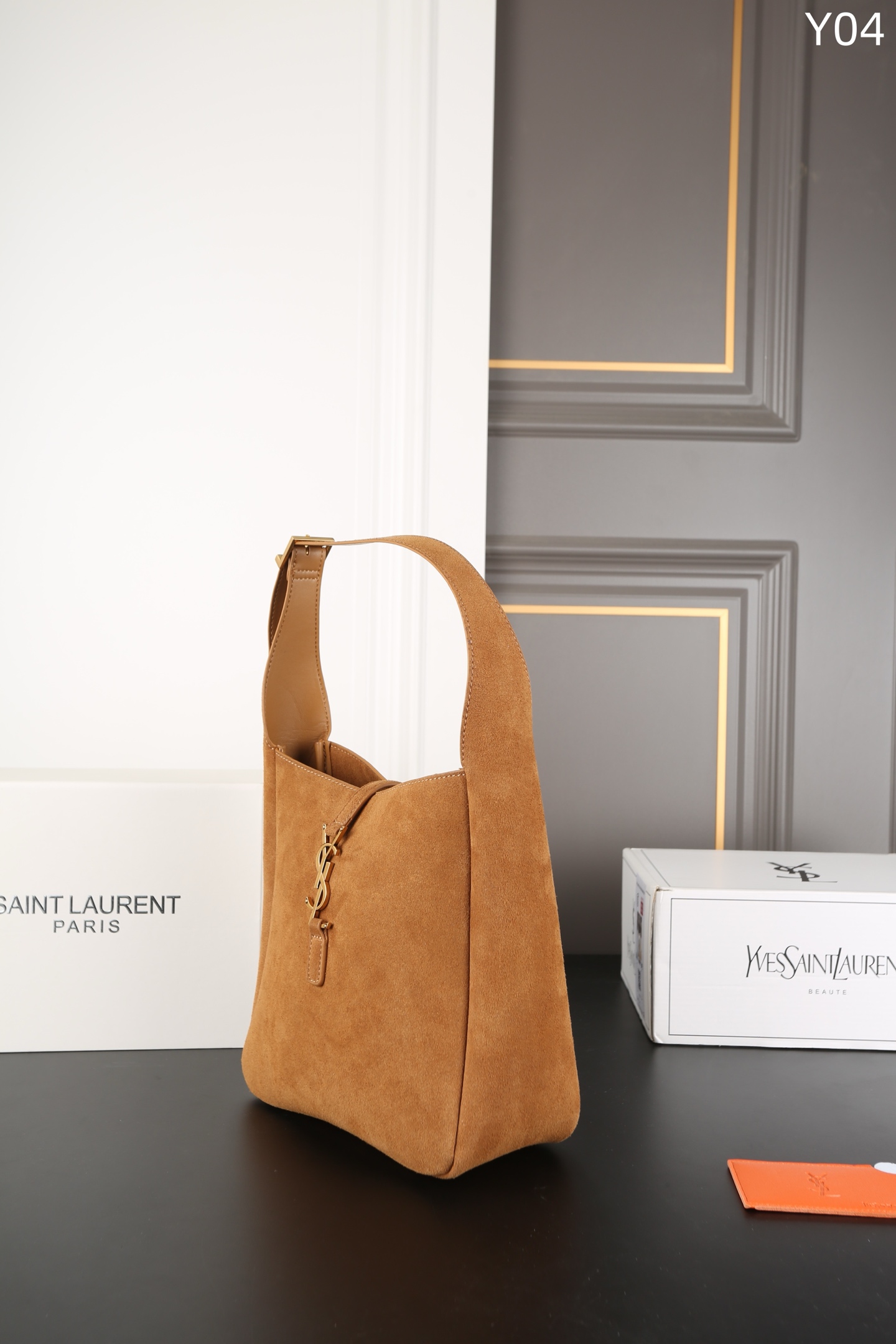 YSL LE5A7 Deerhide Shoulder Underarm Bucket Bag