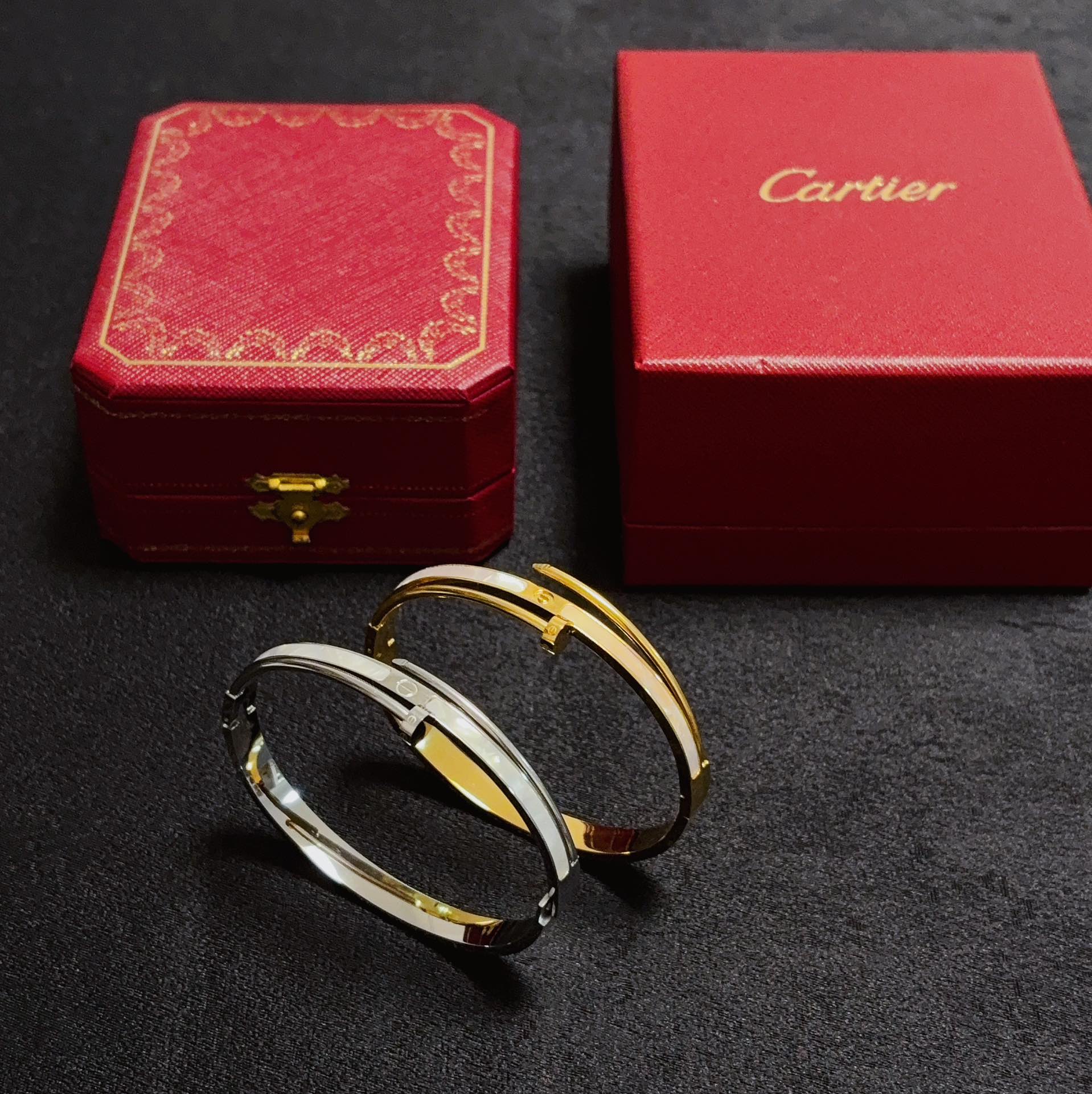 Cartier nail White Mother-of-Pearl bracelet