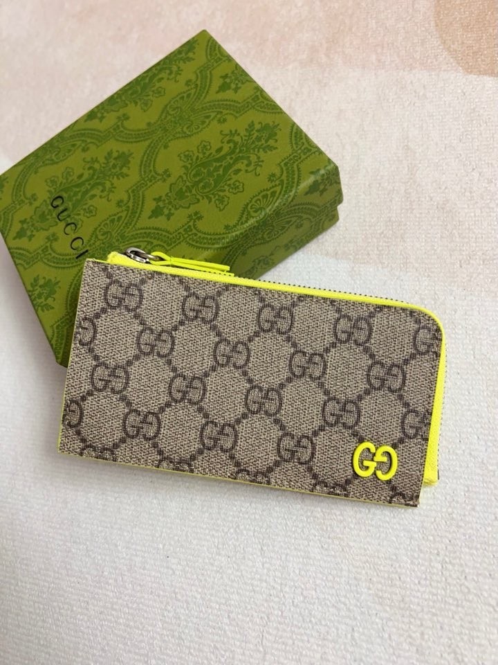Gucci wallet card holder