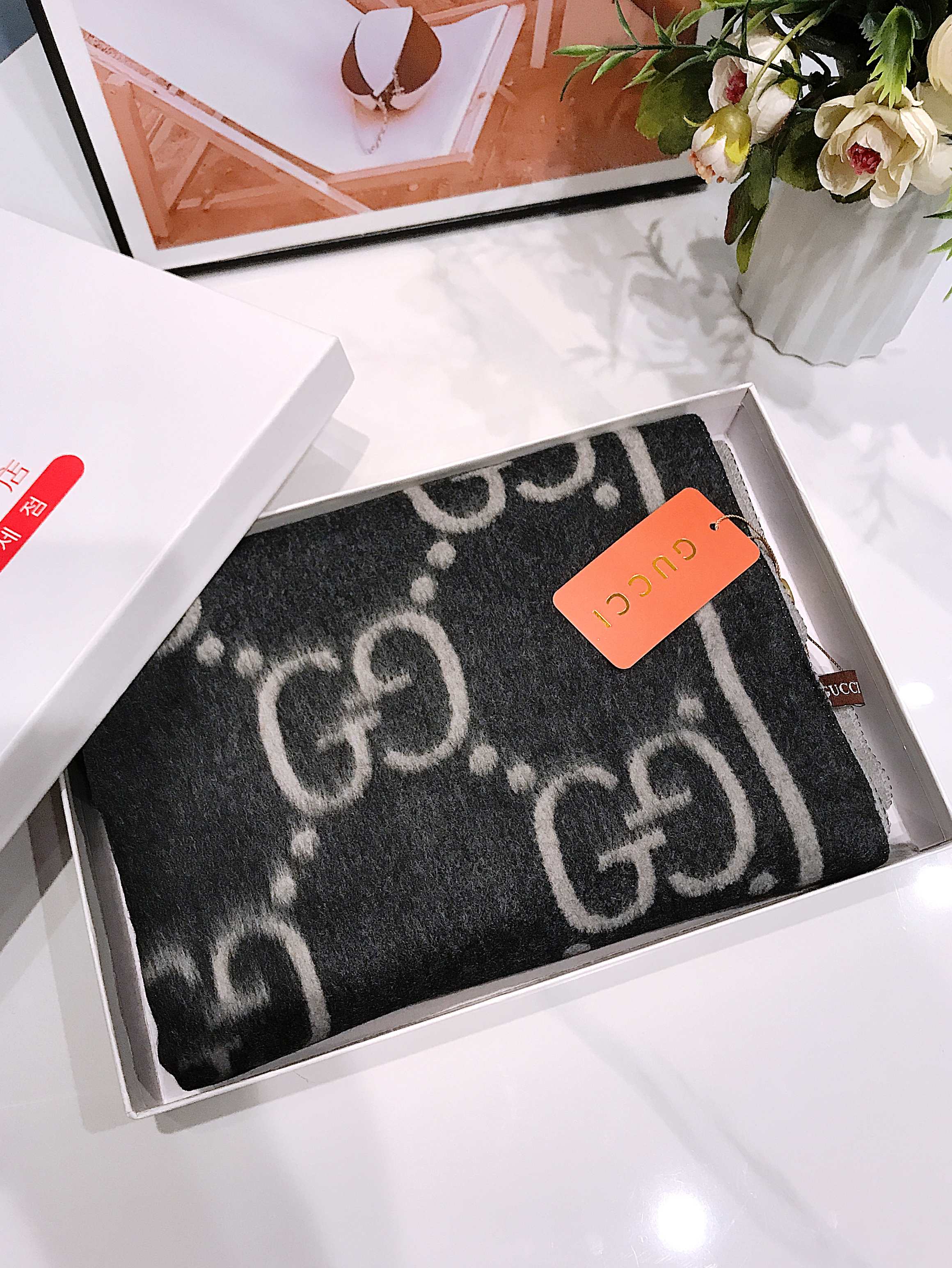 Gucci Retro GG Scarf