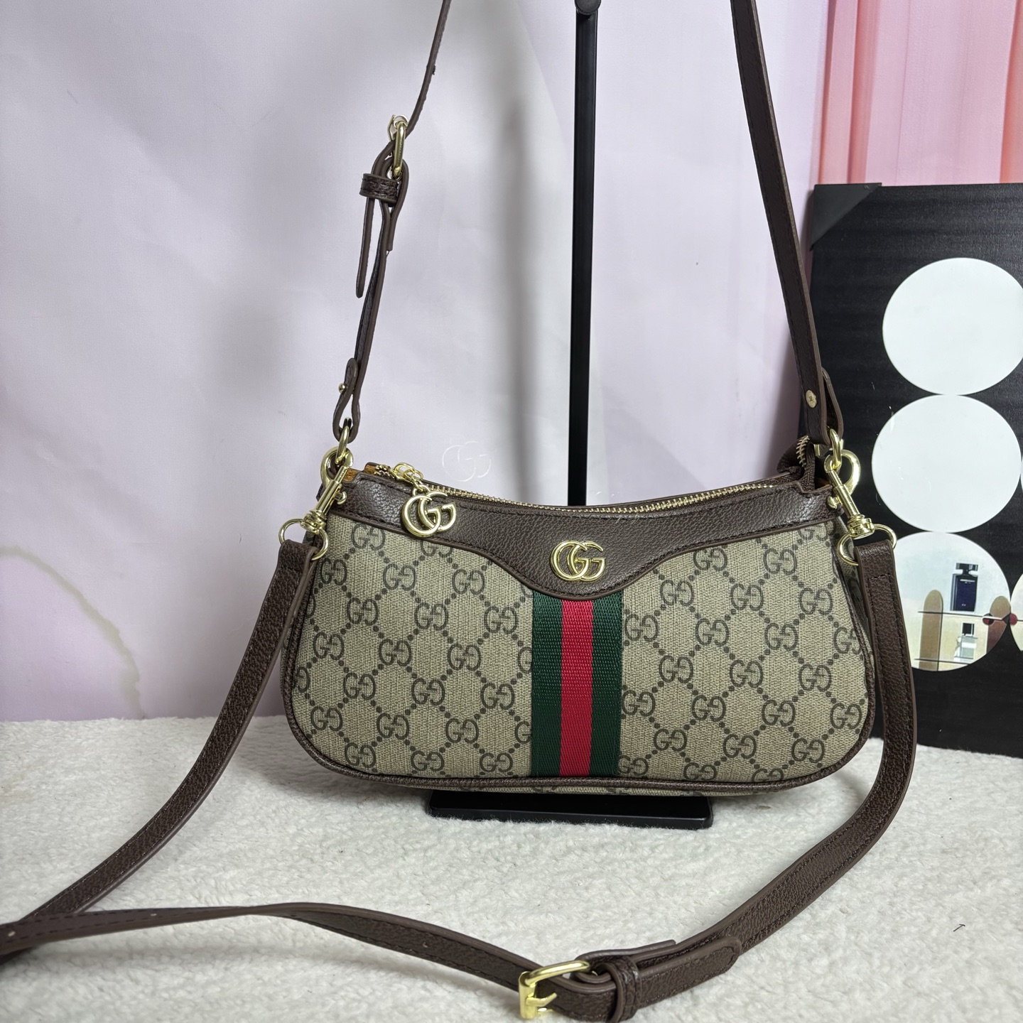 GUCCI shoulder bag——8A——Discount code:flashsale21