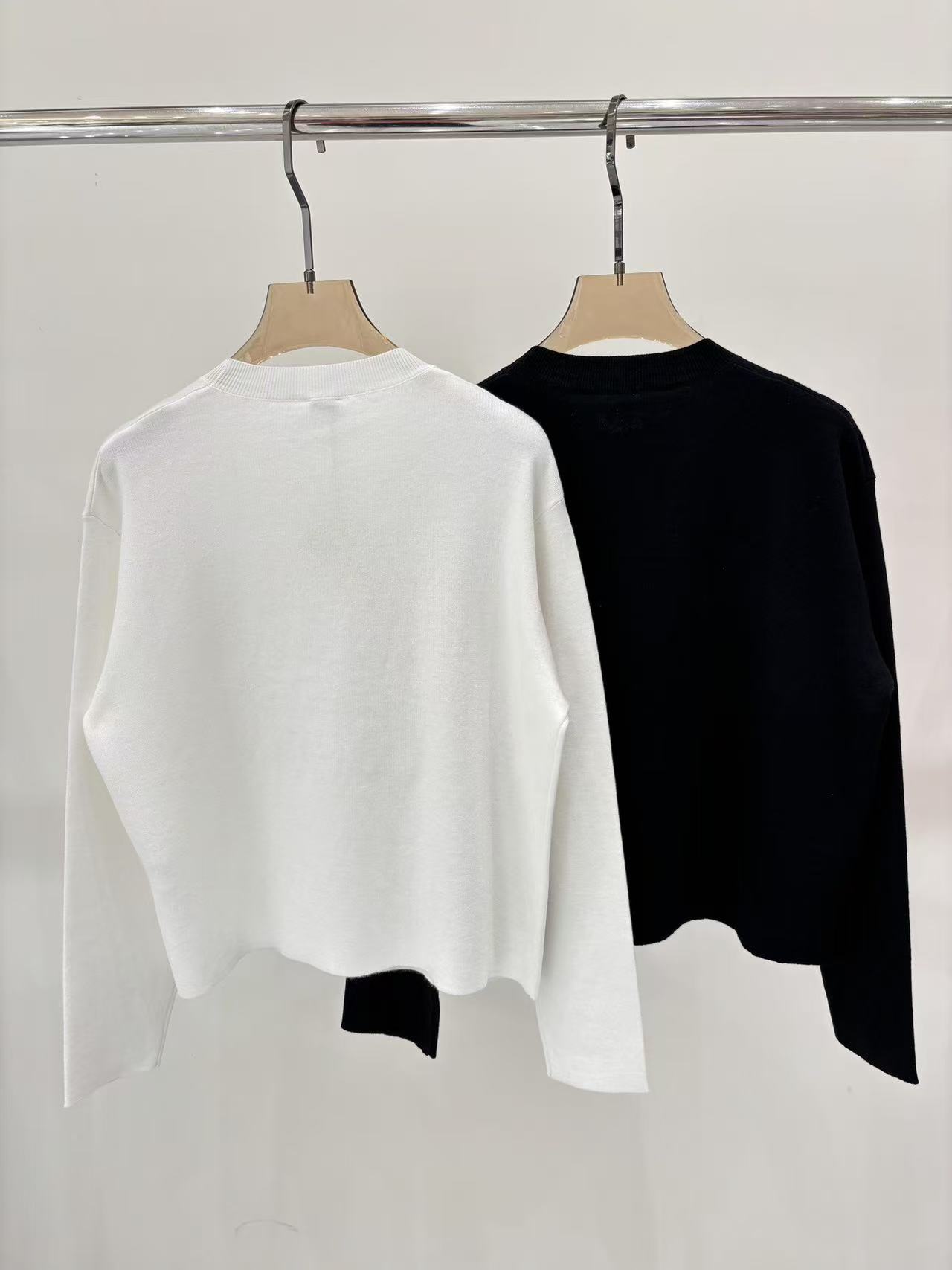 LOEWE knitted sweatshirt