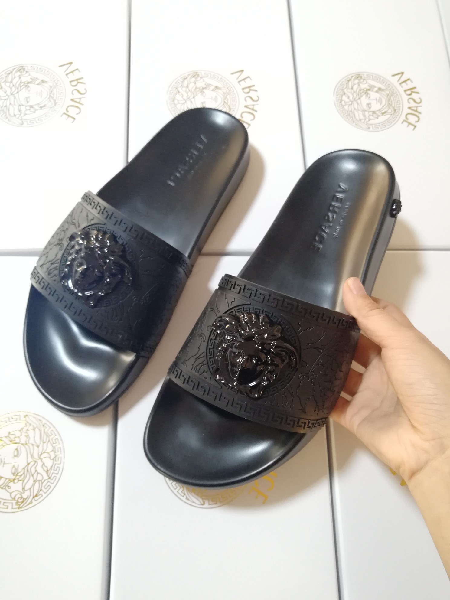 VERSACE New slippers, men's and women's sandals