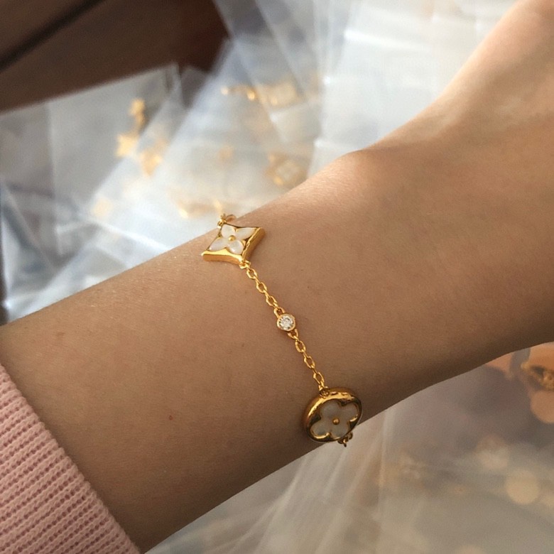 Louis Vuitton Blooming Four-Flower Bracelet