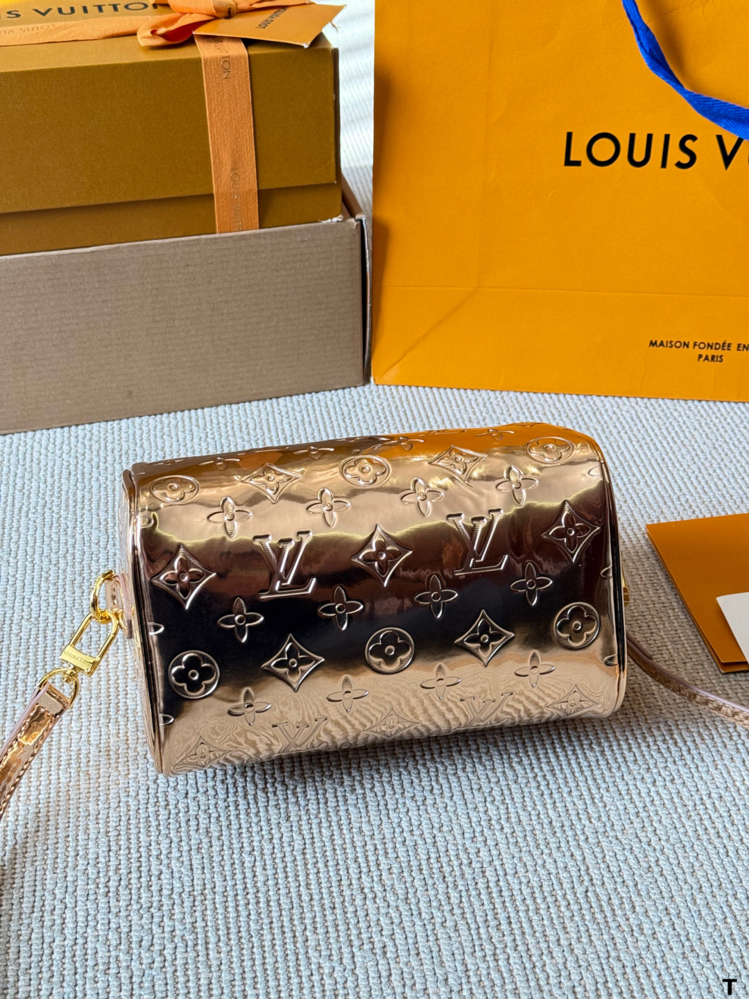 LV Alma BB silver handbag classic Monogram pattern