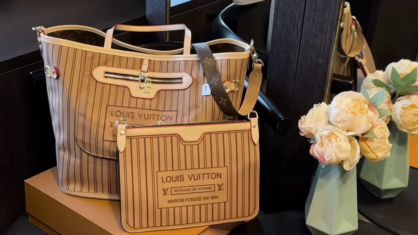 LV Neverfull Double sided bag