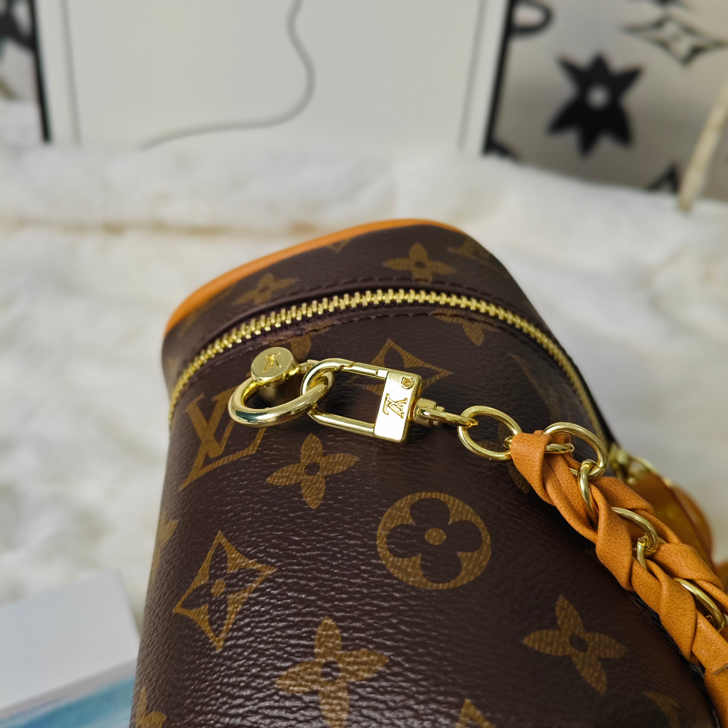 LV box bag 8A quality