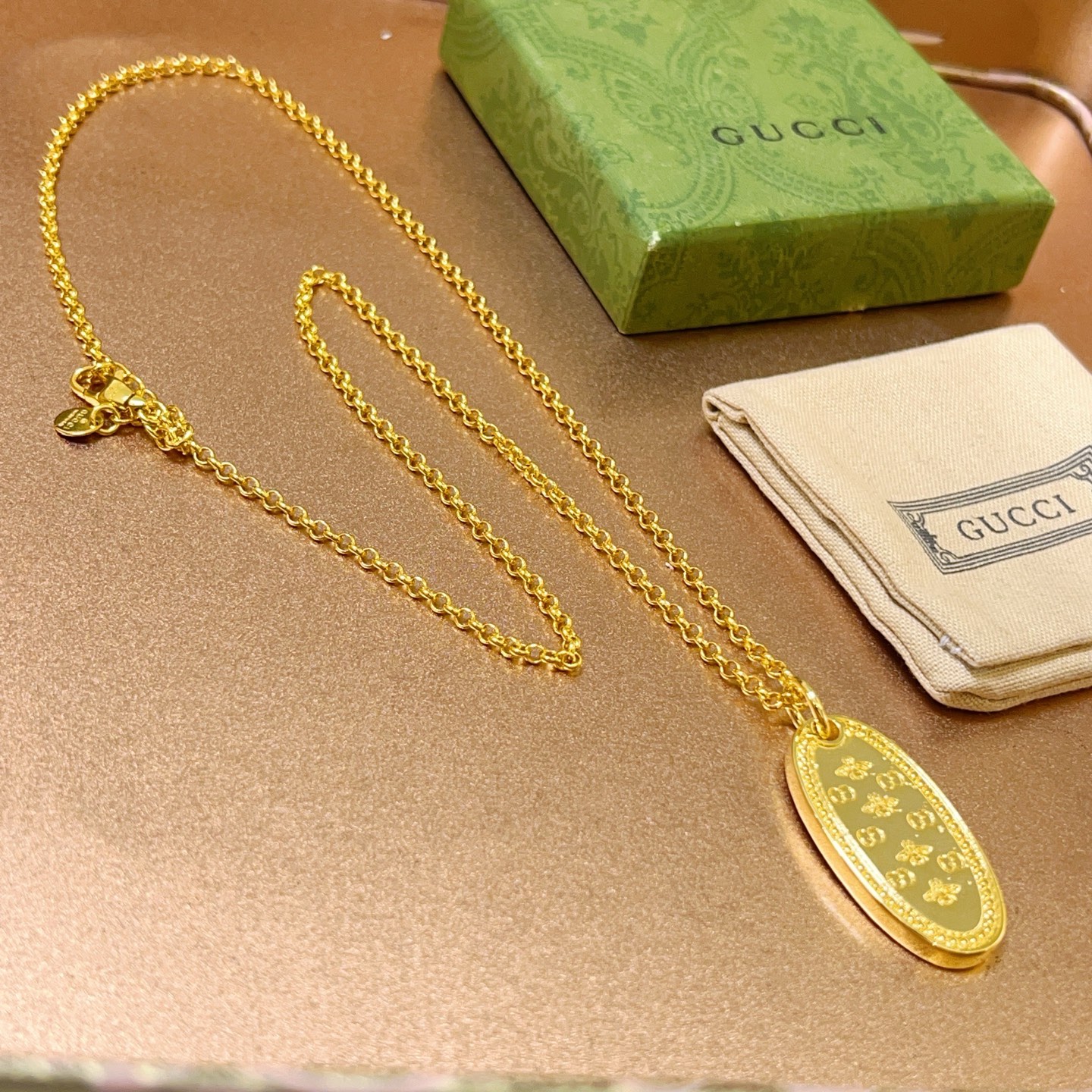 Gucci pendant necklace