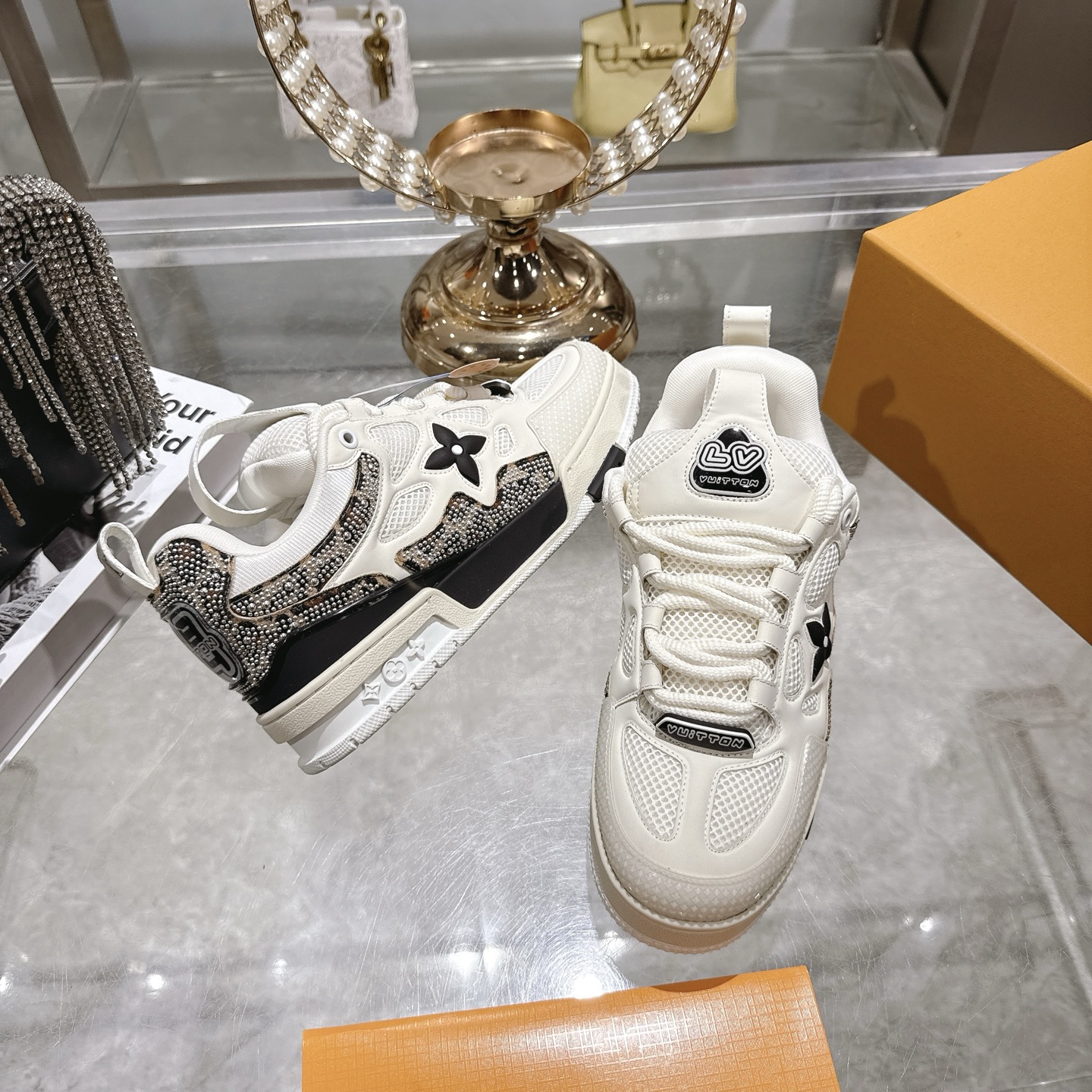 LV Trainer Sneakers  New trending skateboard shoes LOUIS VUITTON Trainer Sneaker