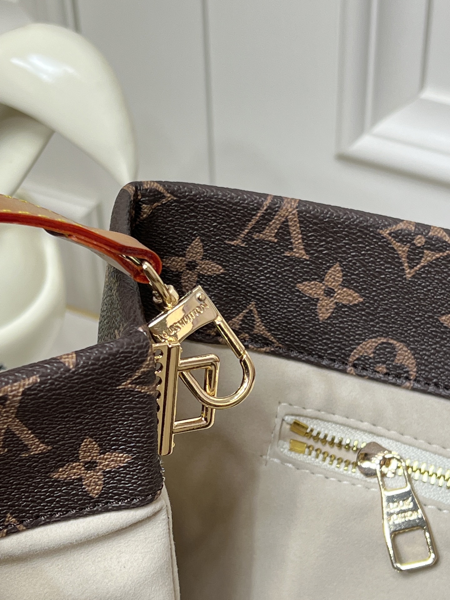 LV Louis Vuitton Maison Fondée En 1854 handbag