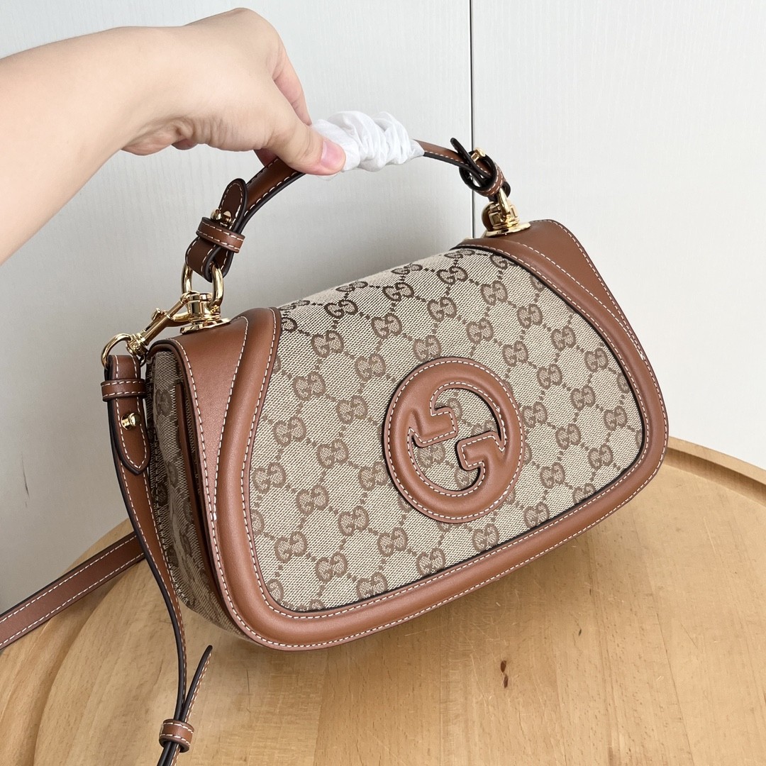 Gucci Blondie shoulder bag