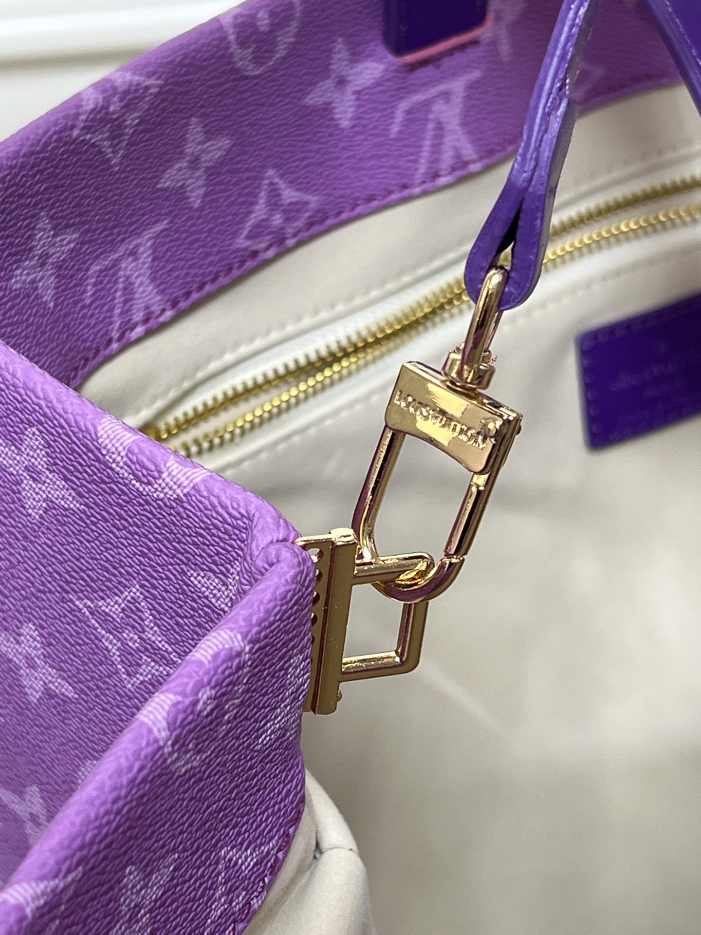 LV Louis Vuitton Maison Fondée En 1854 handbag