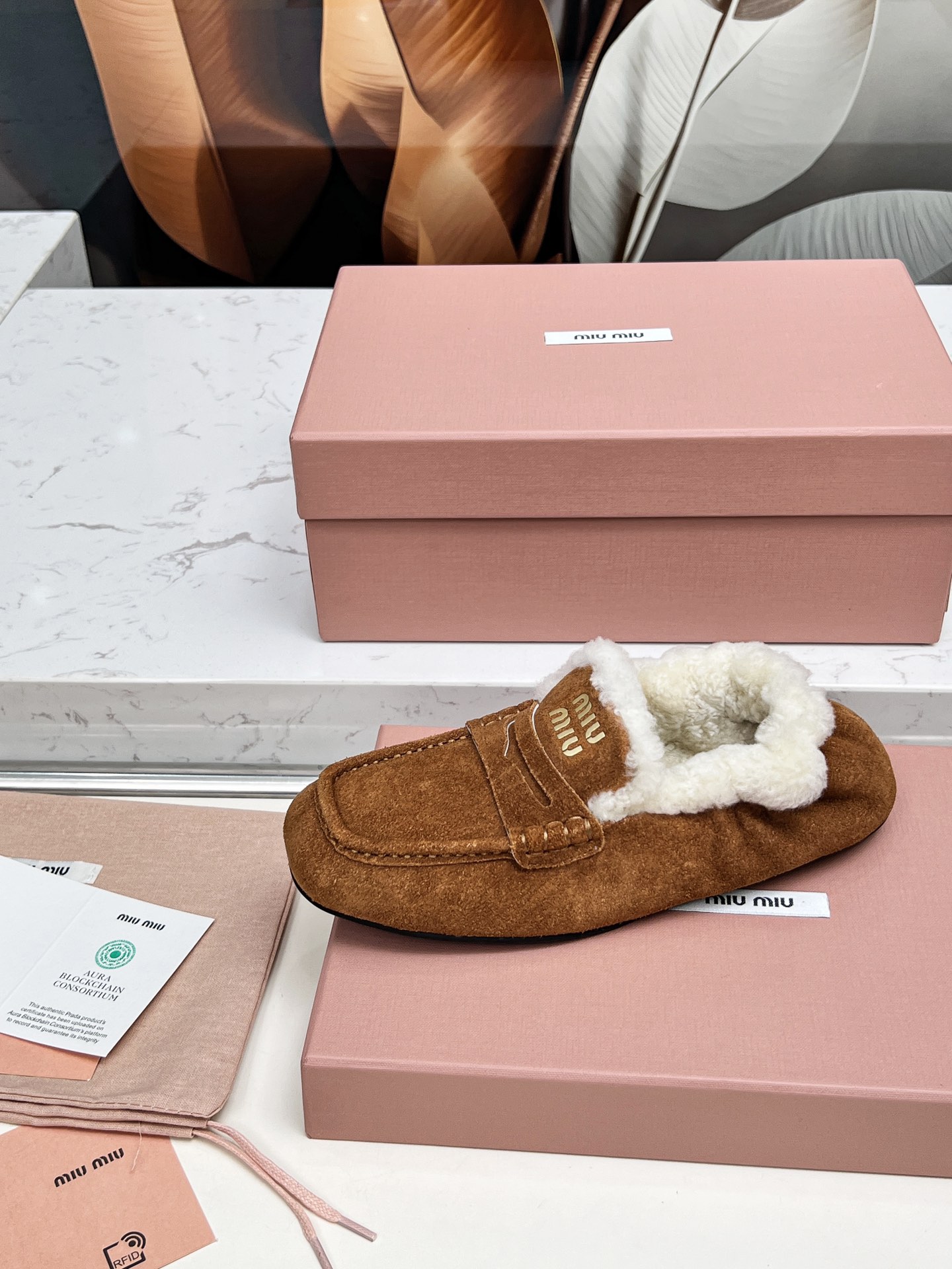 miumiu New one-piece lazy slippers shoes