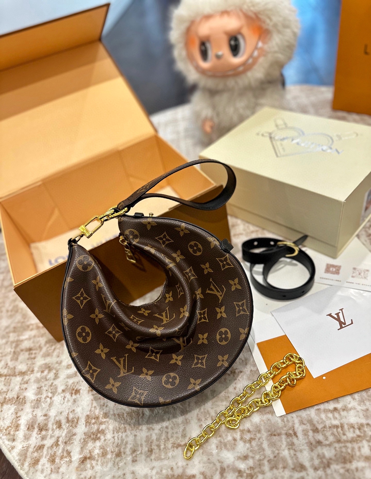 LV Cookie BB Chain Cookie Bag