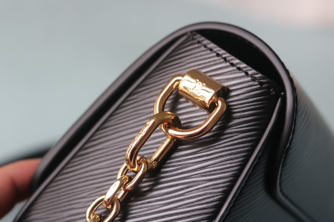 LV Twist West Epi leather chain shoulder bag