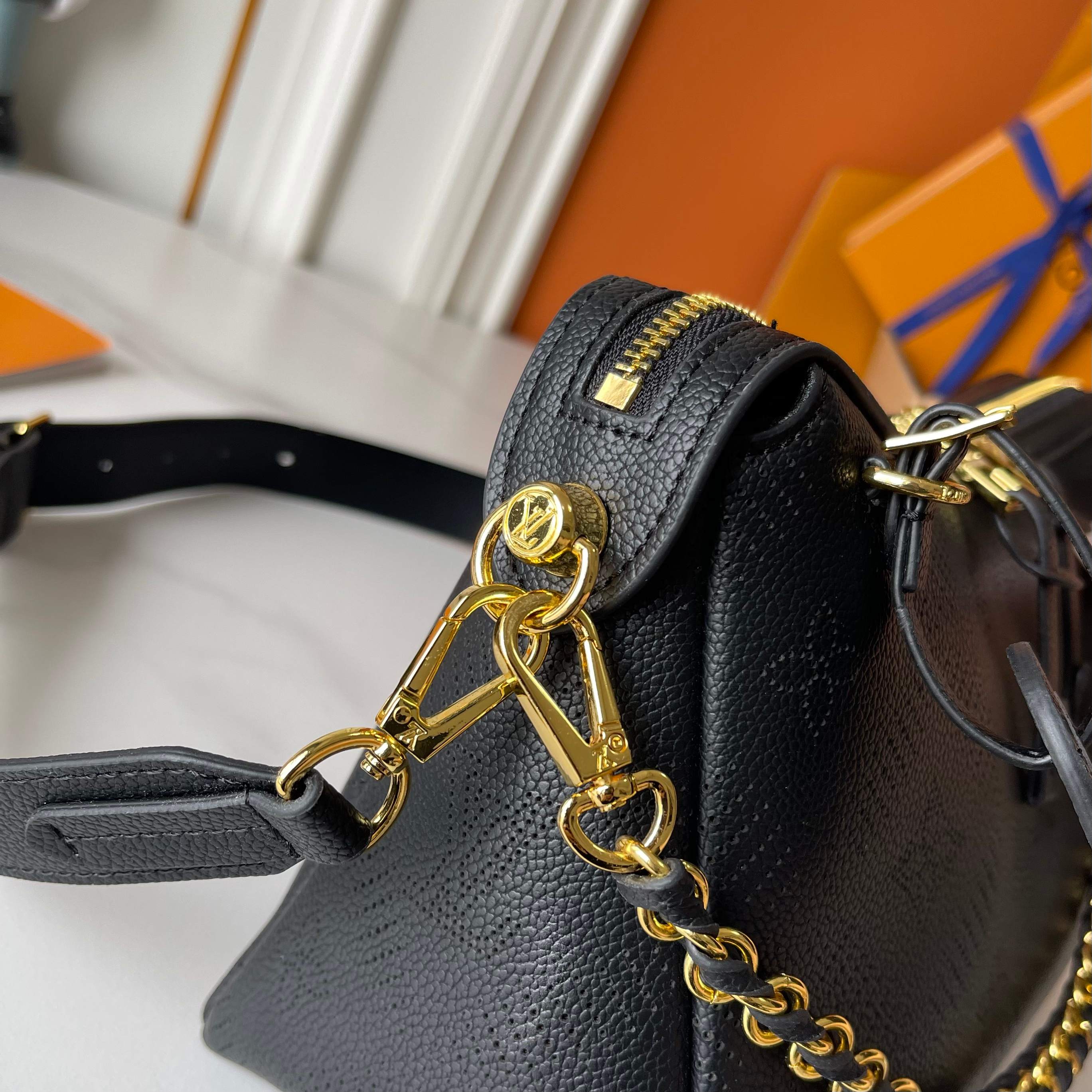 LV Mahina Hand It All chain shoulder bag