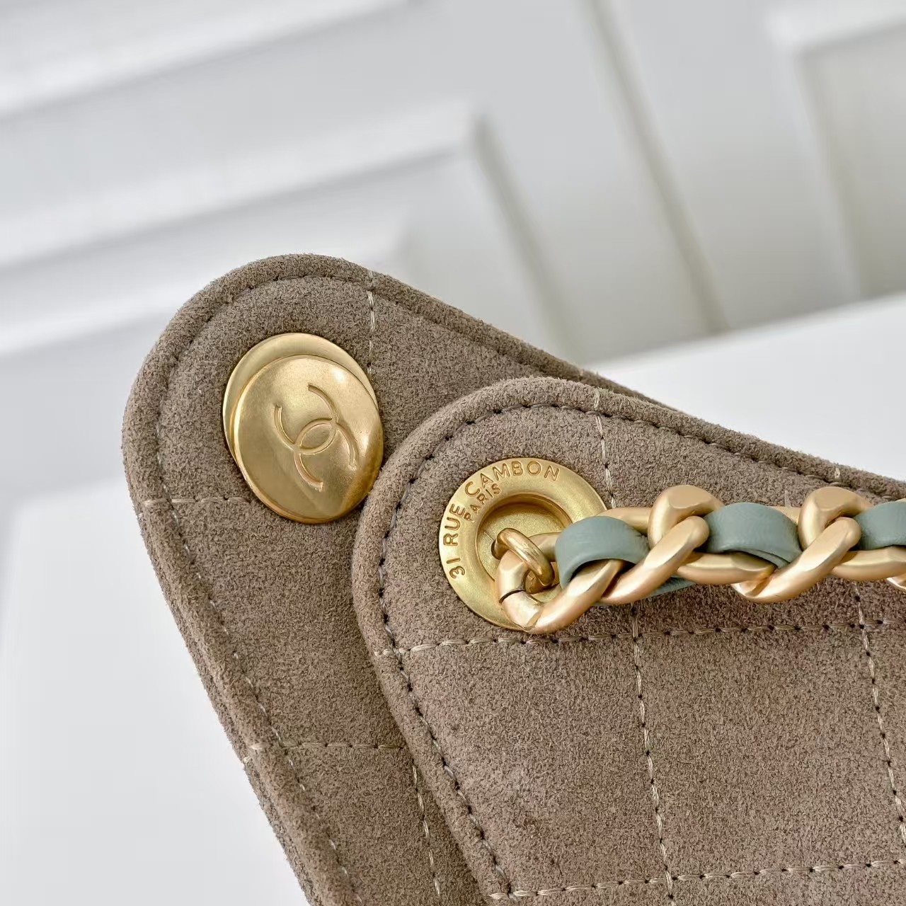 Chanel 25c hobo armpit bag