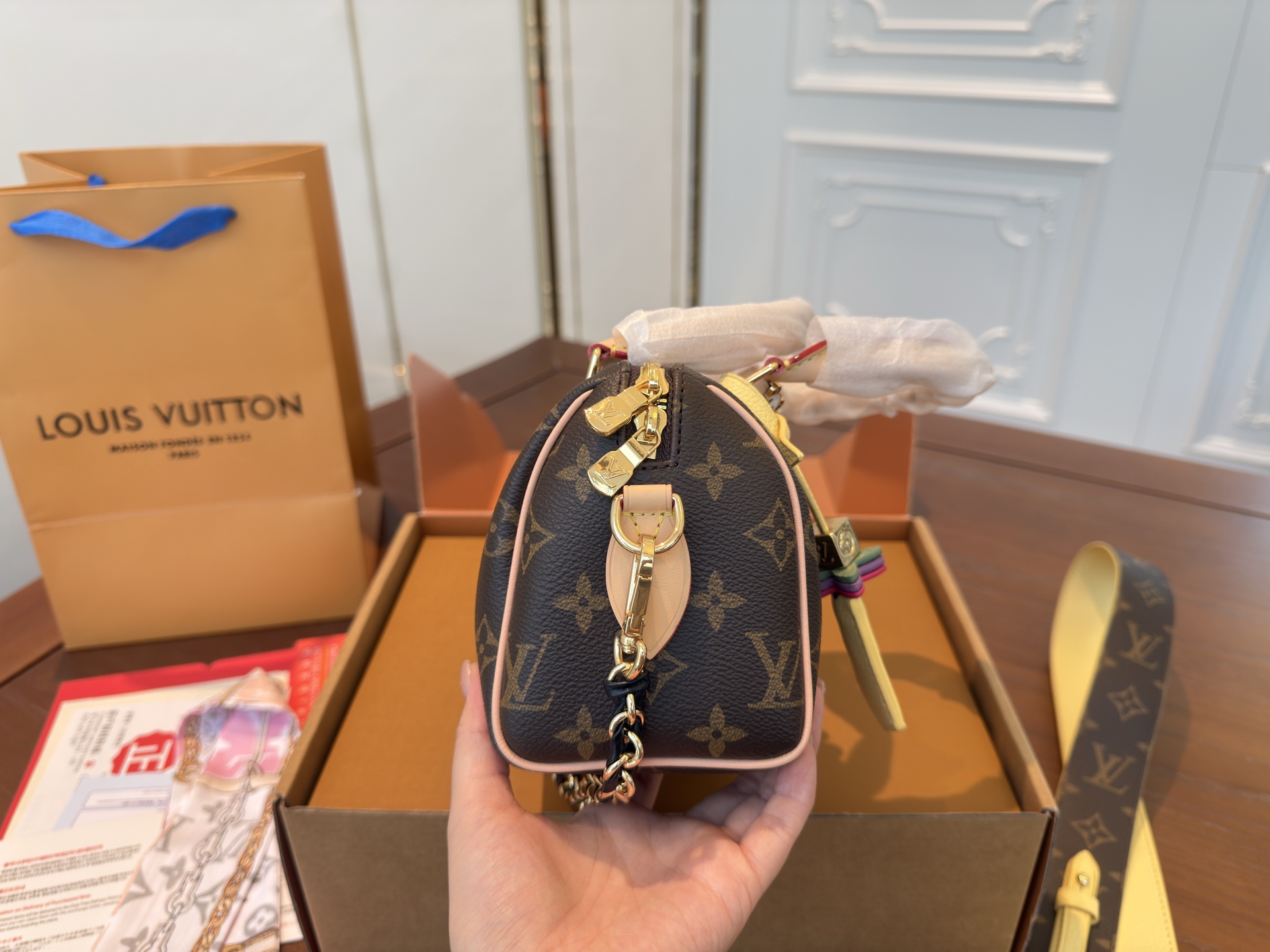 LV Speedy 18 shoulder bag