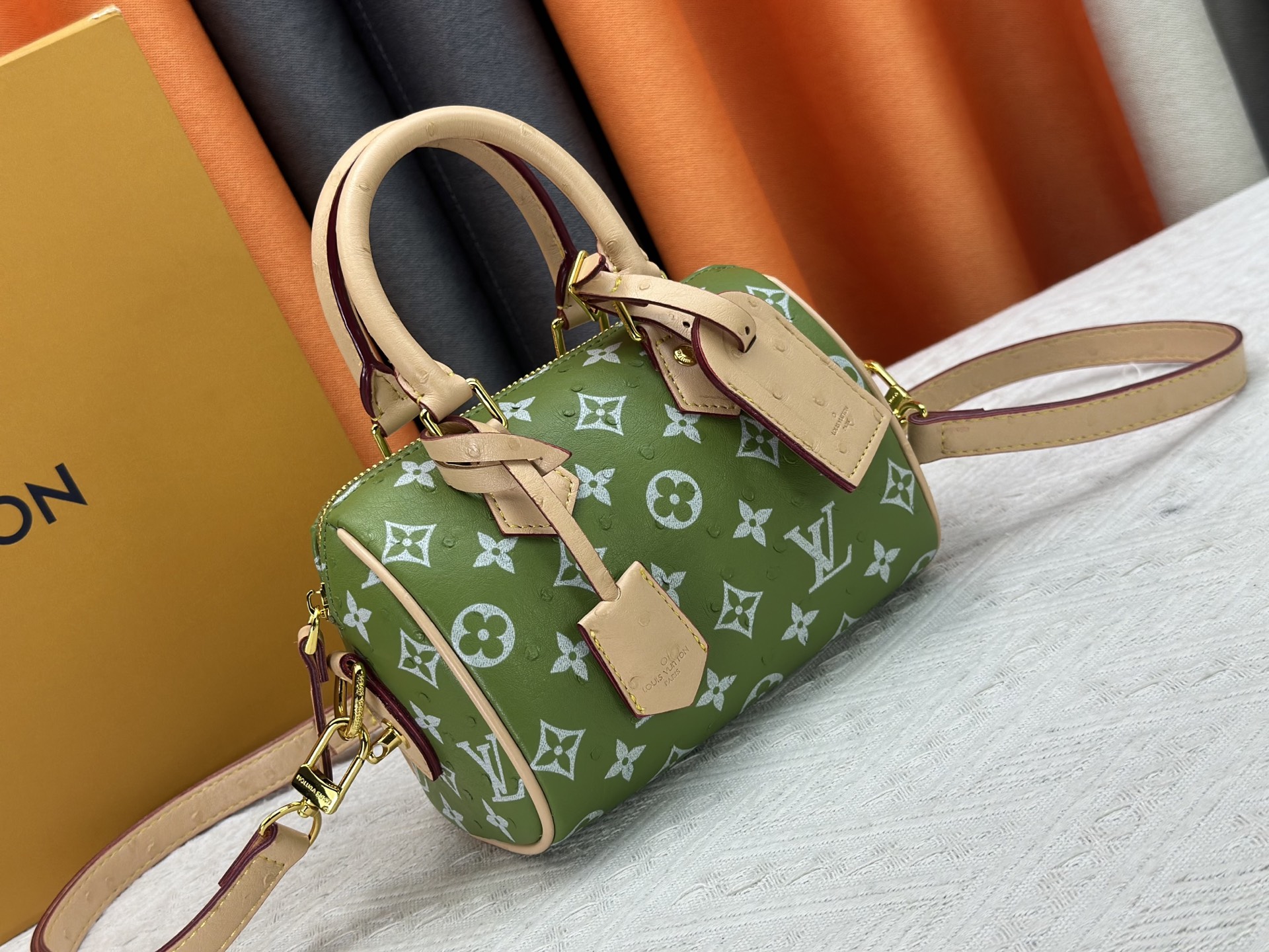 LV Speedy18 Monogram version shoulder bag