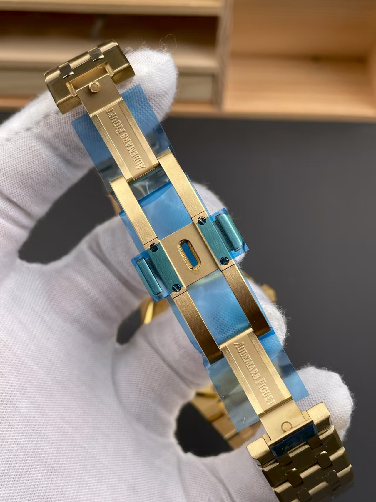 Audemars Piguet Royal Oak 15450BA - All gold white dial / 37mm / 3120 movement watch