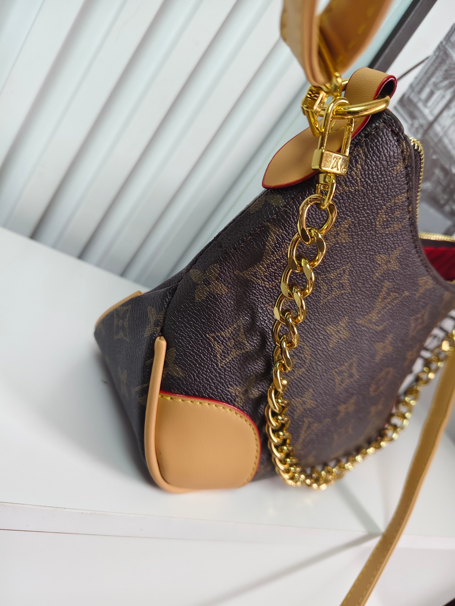 LV croissant 8A quality