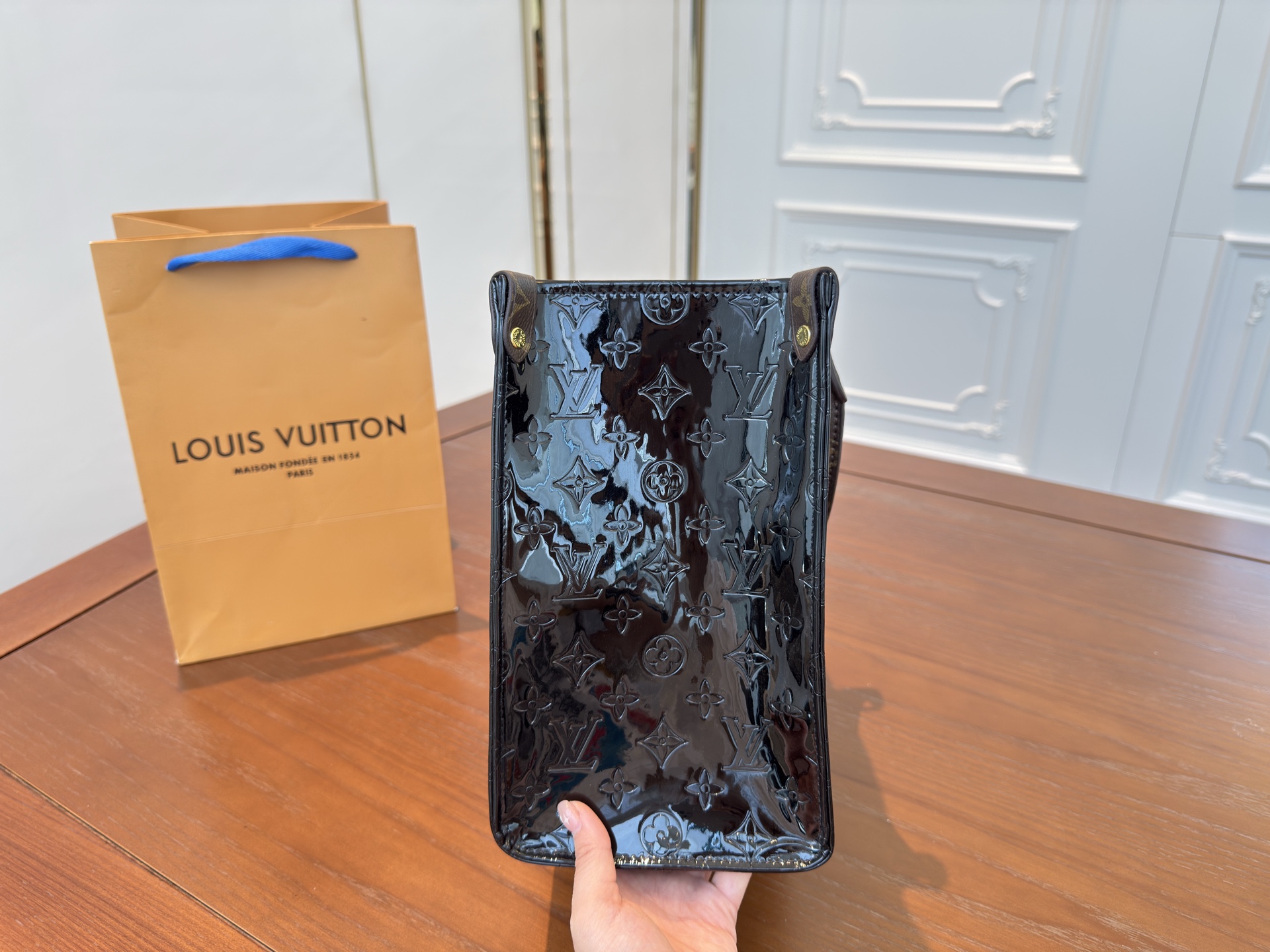 LV Louis Vuitton tote bag