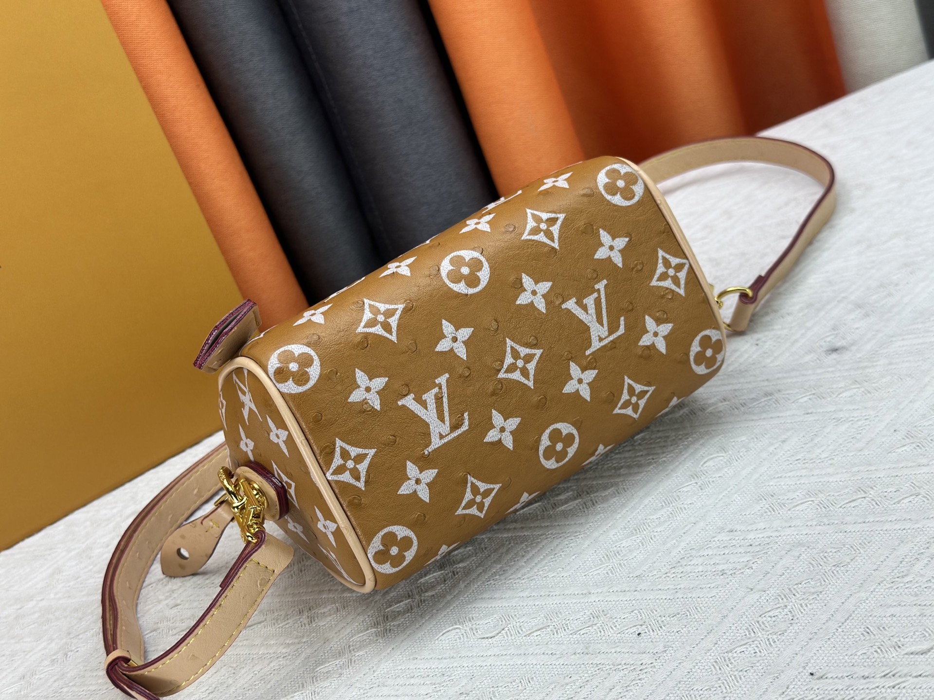 LV Speedy18 Monogram version shoulder bag