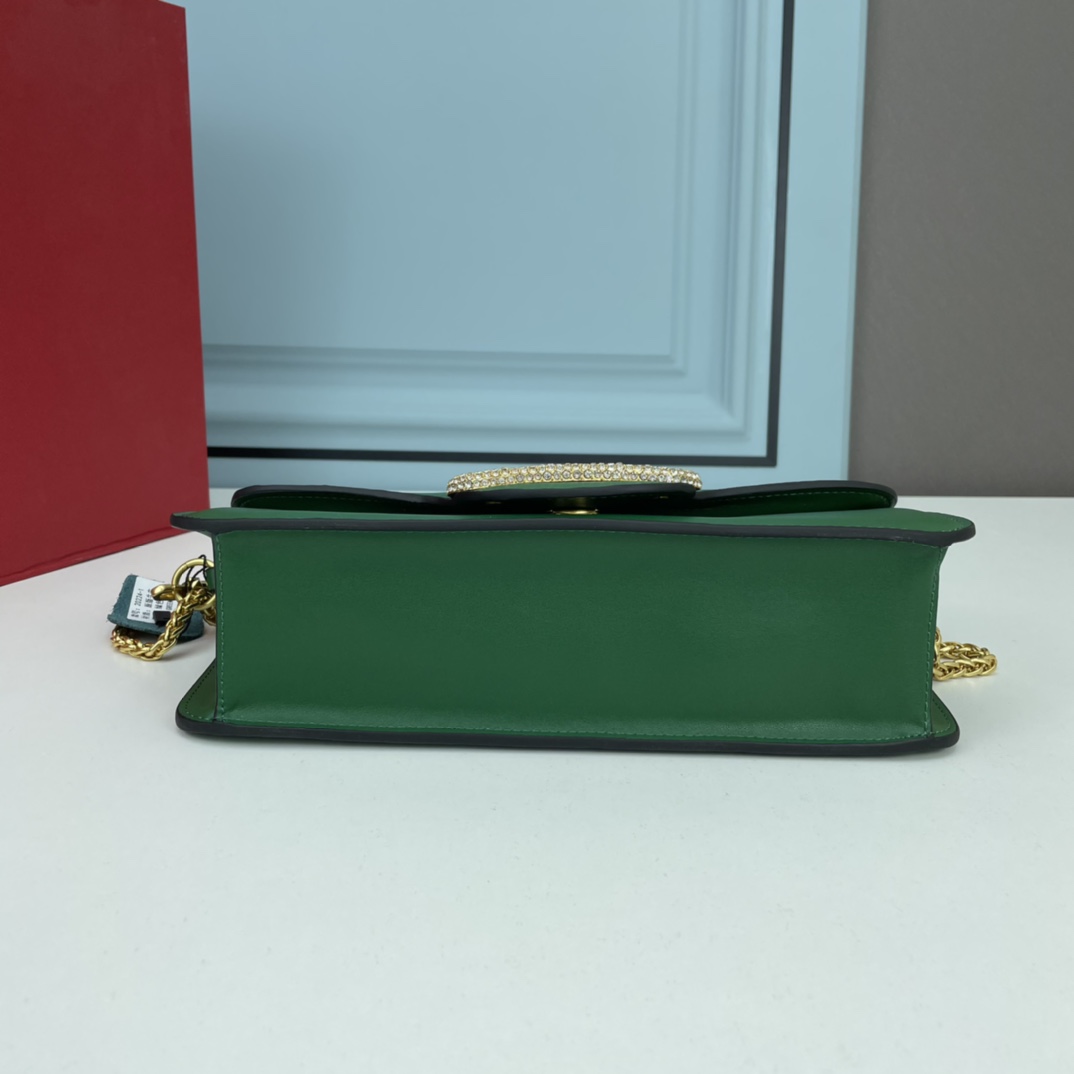 VALENTINO LOCÒ VLogo Signature chain shoulder bag