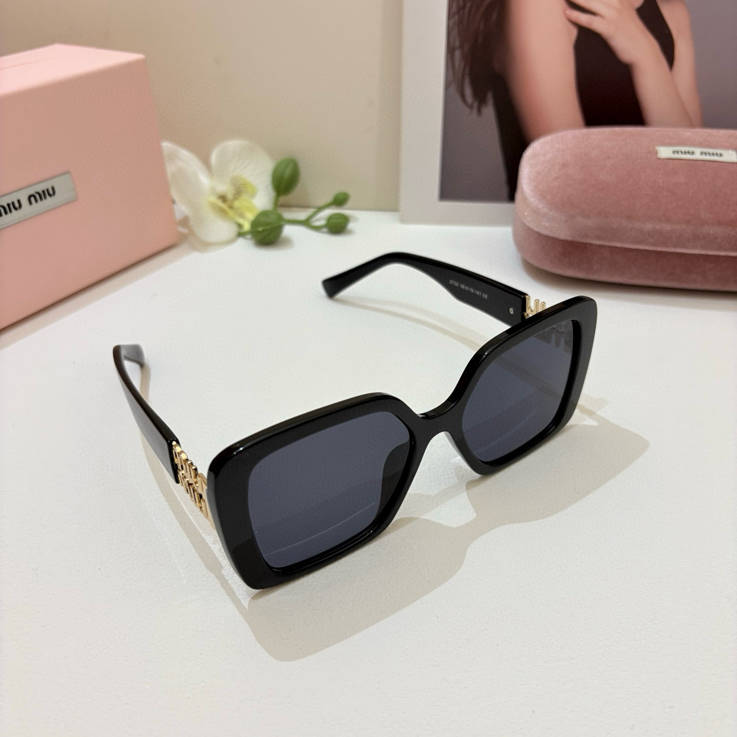MIUMIU square-framed sunglasses