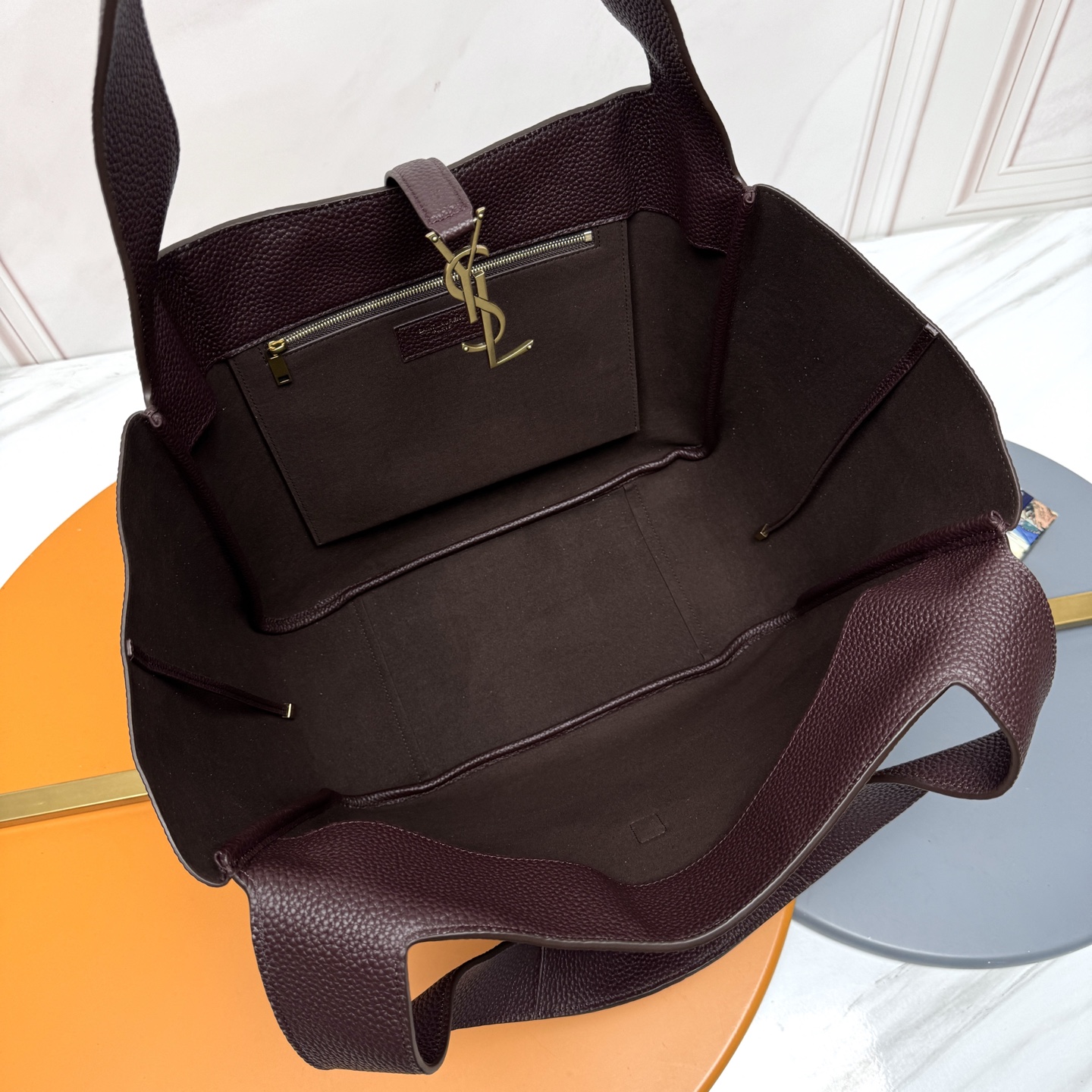 Top version YSL Bea hobo handbag