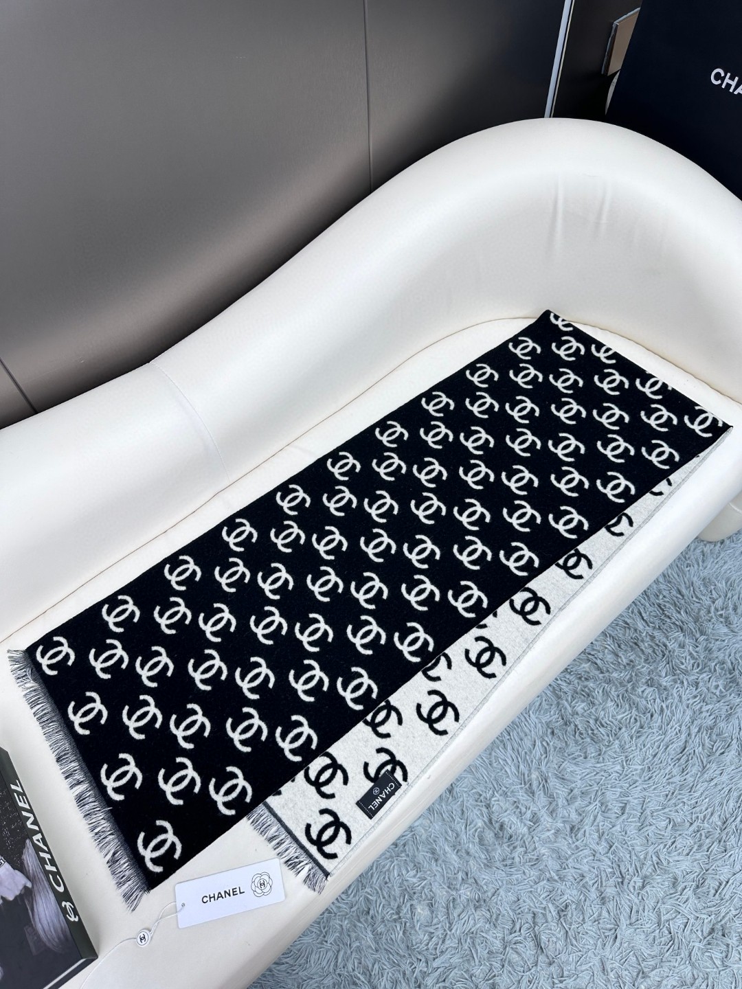 CHANEL double-sided scarf shawl