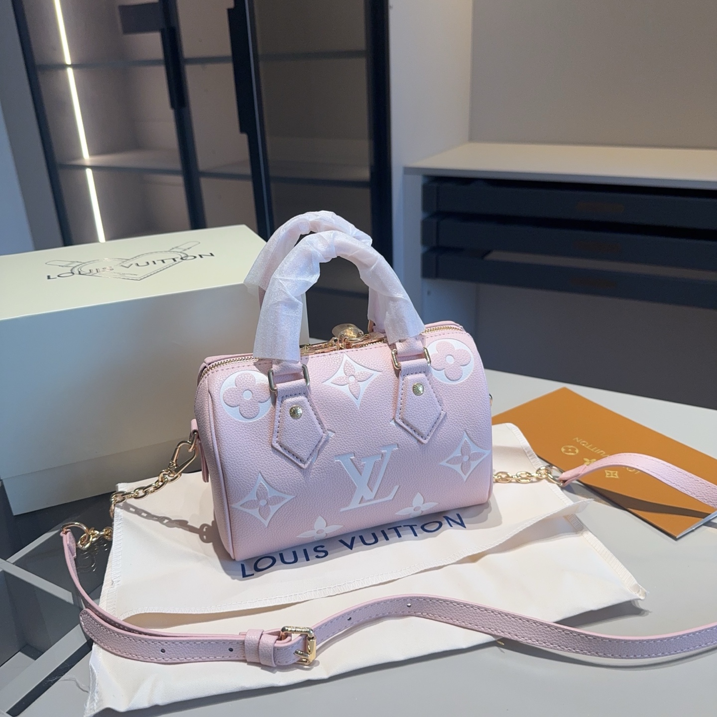 LV Speedy20 shoulder crossbody bag