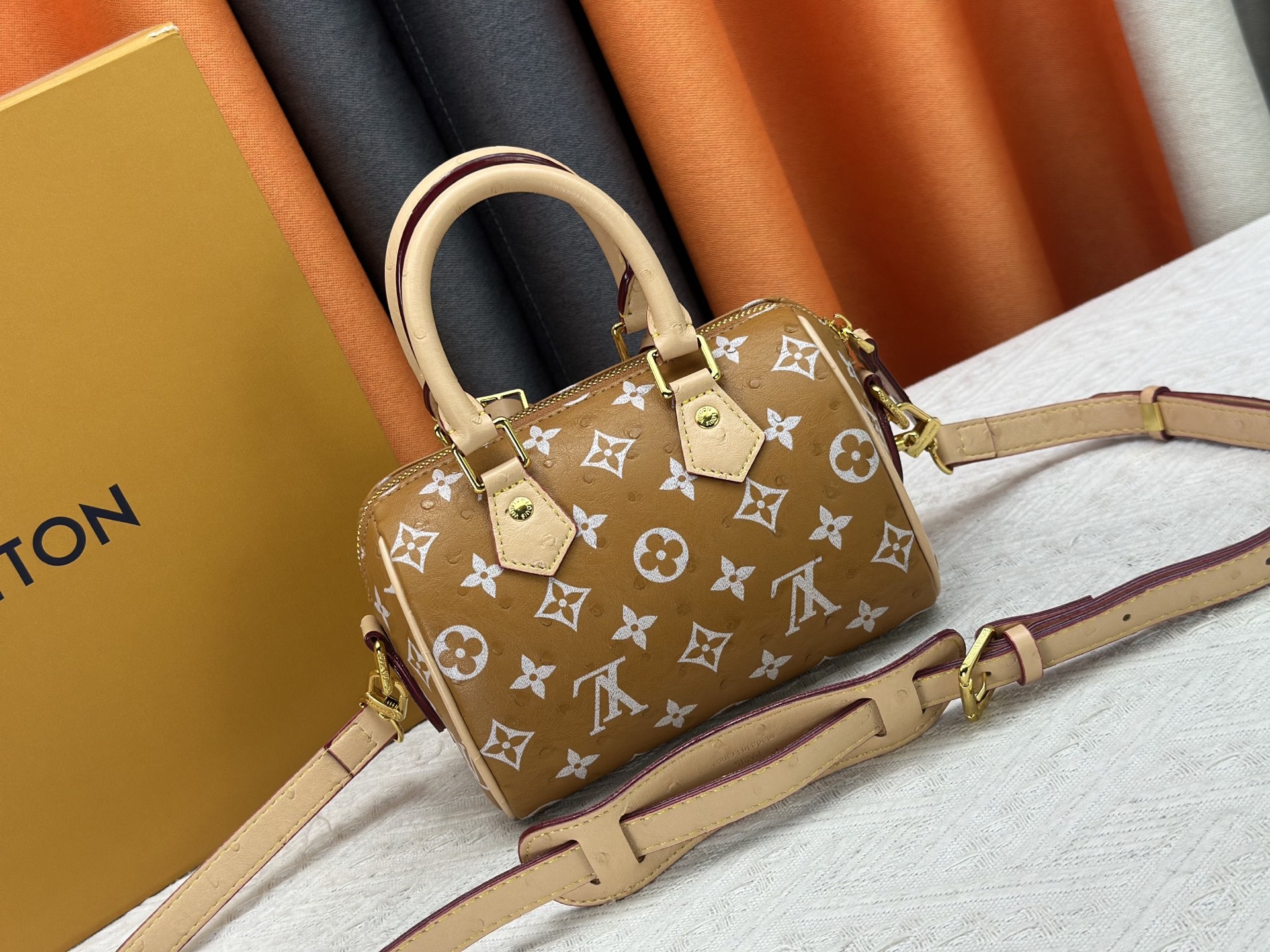 LV Speedy18 Monogram version shoulder bag