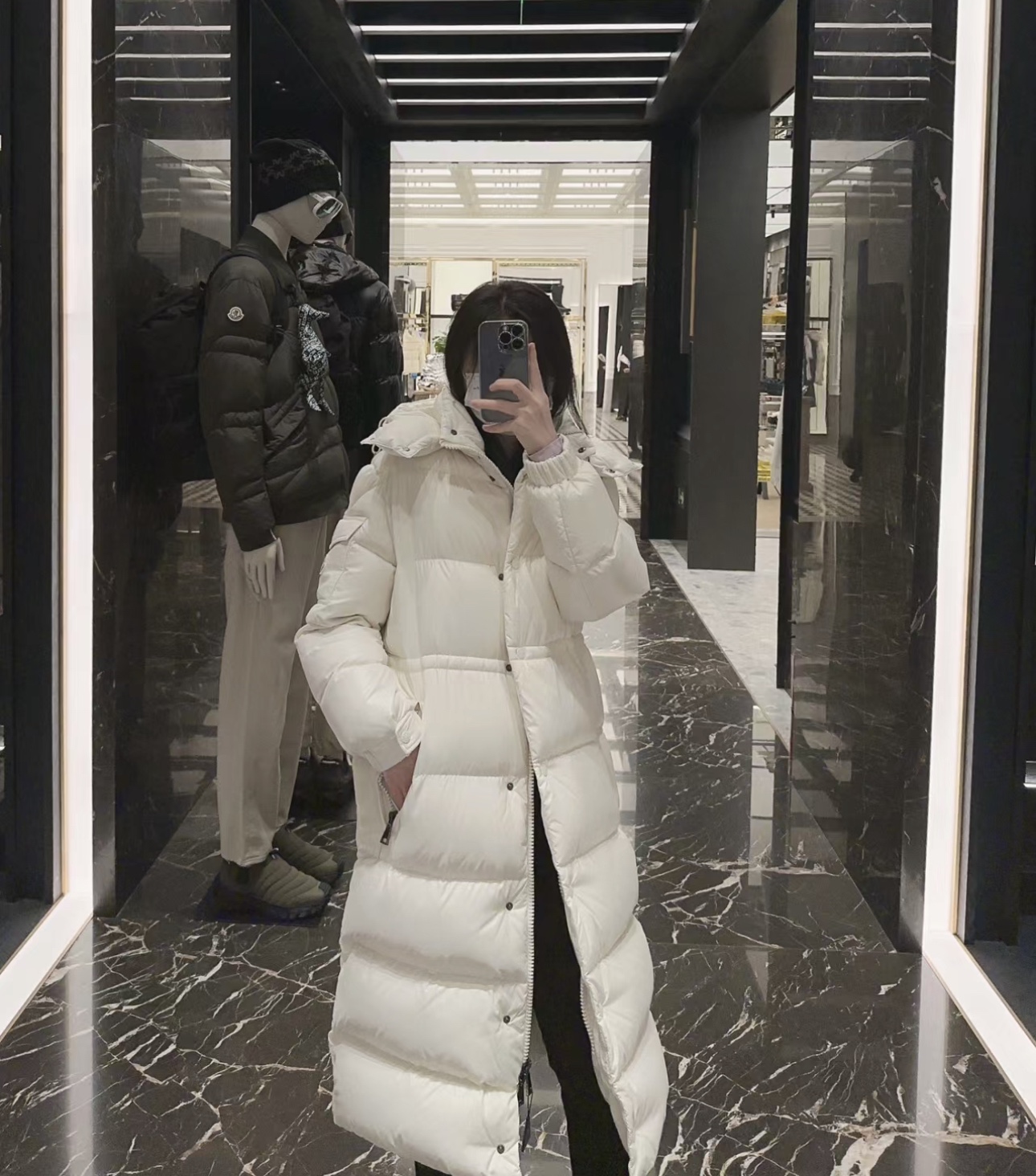 Moncler Cavettaz Long down jackets coats