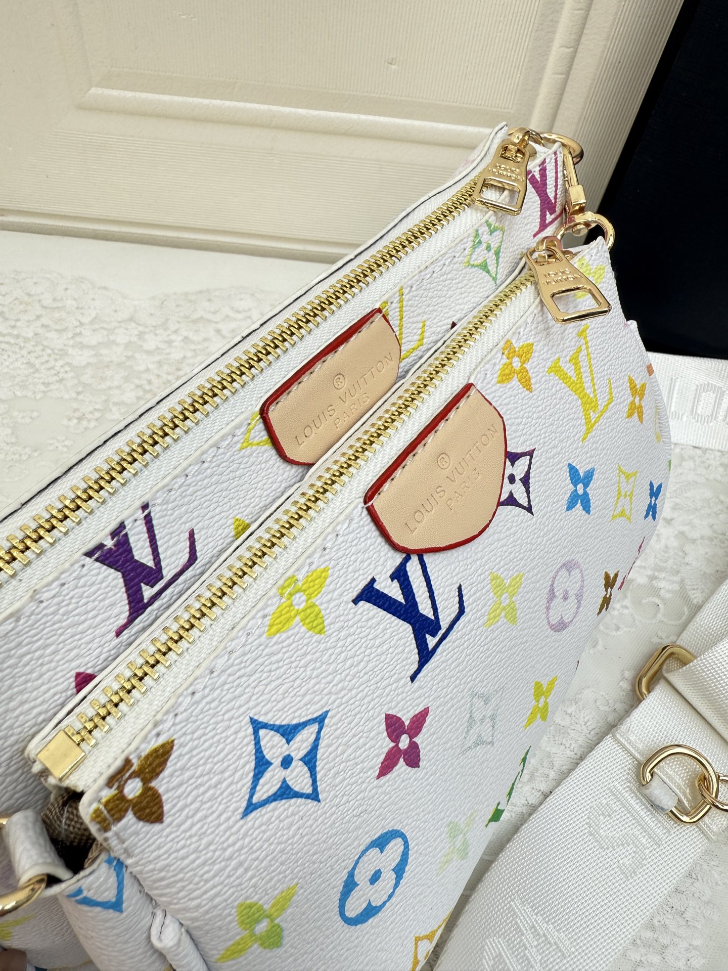 LV three-piece set bag of 8A quality