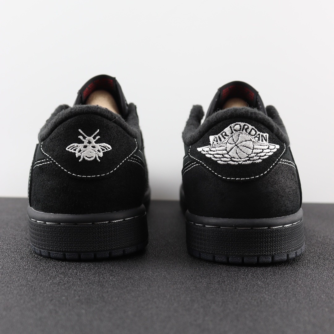 AJ Travis Scott low OG sneakers