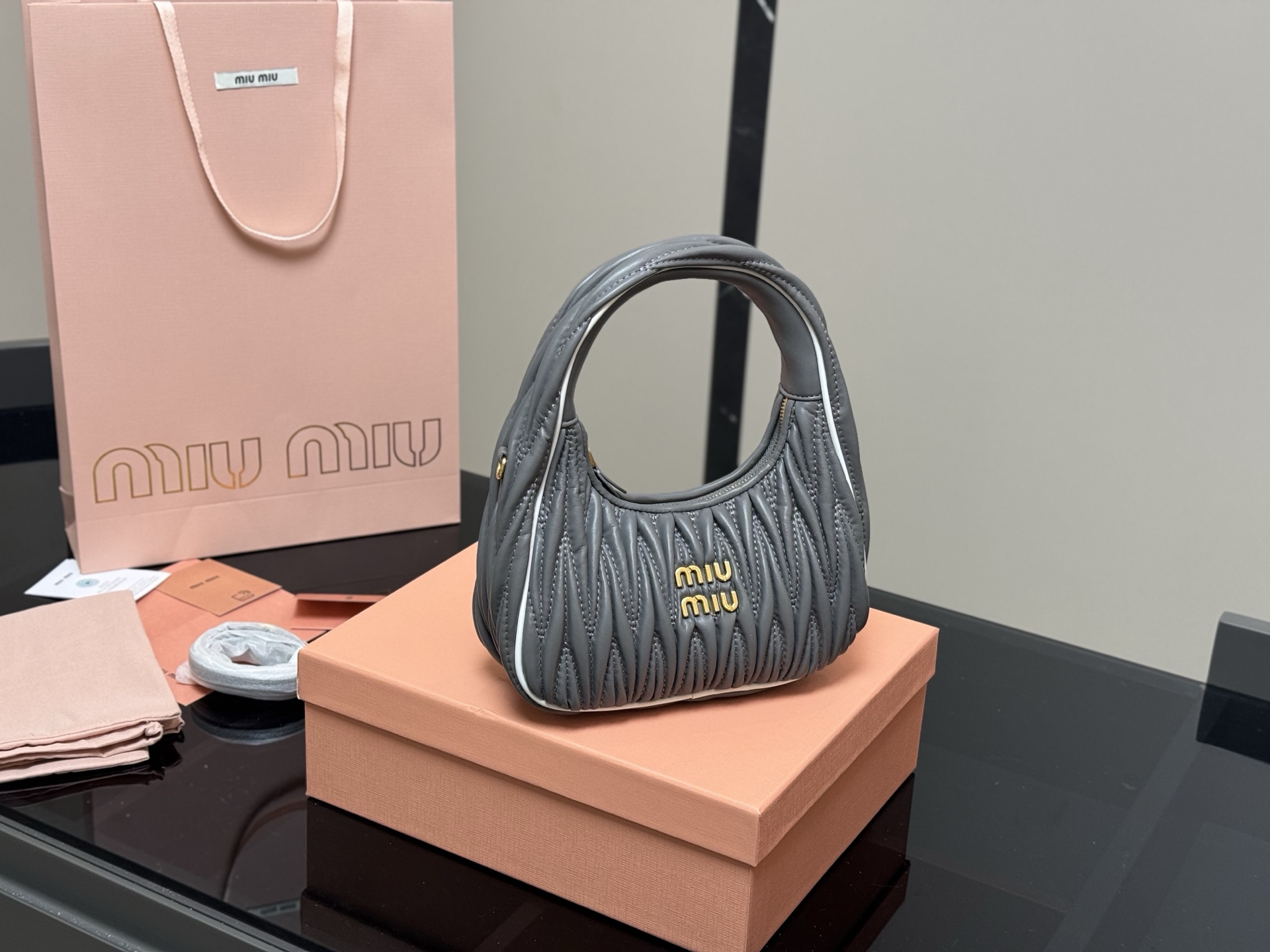 MIUMIU wander bag