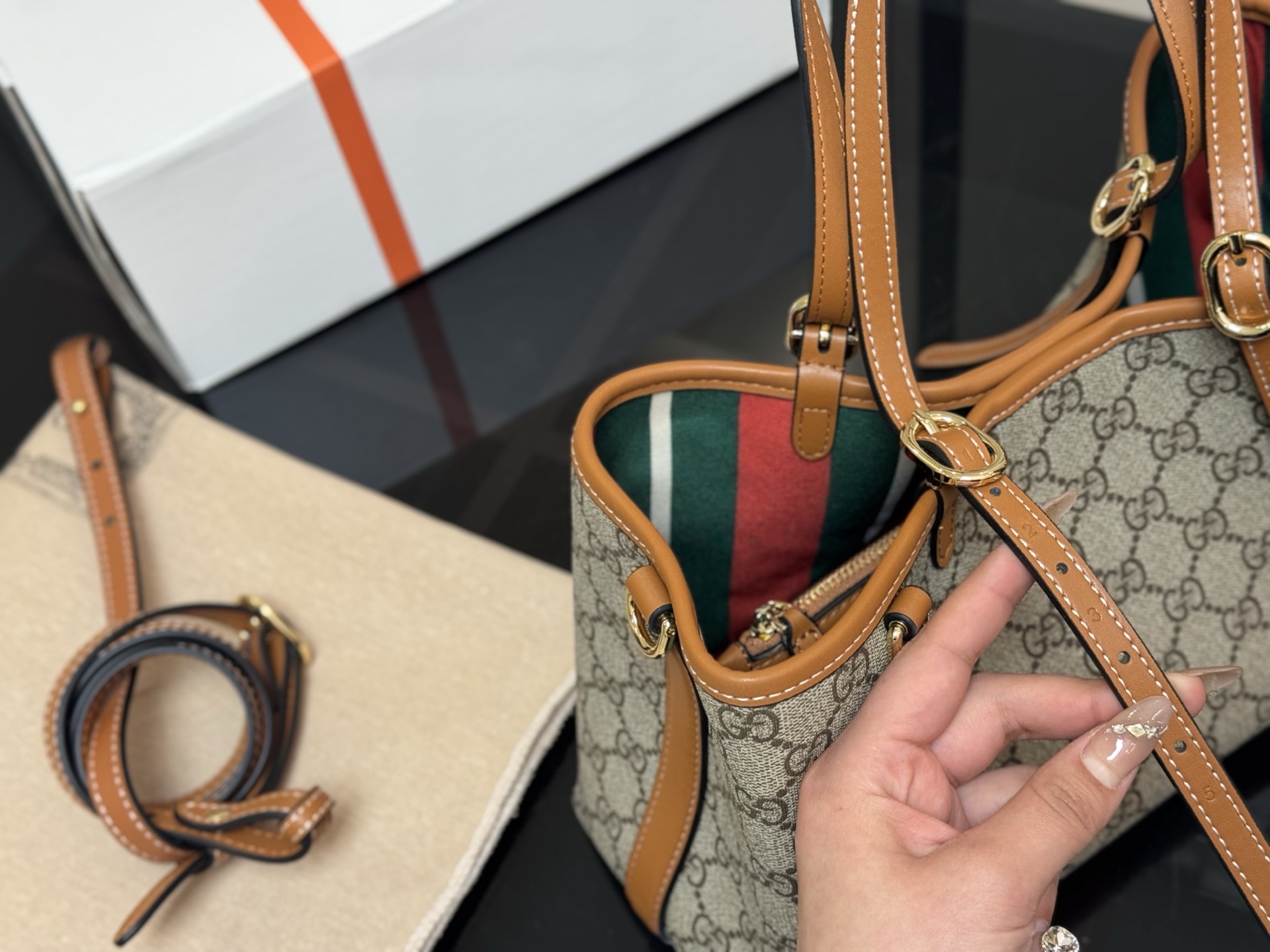 Gucci tote GG bag