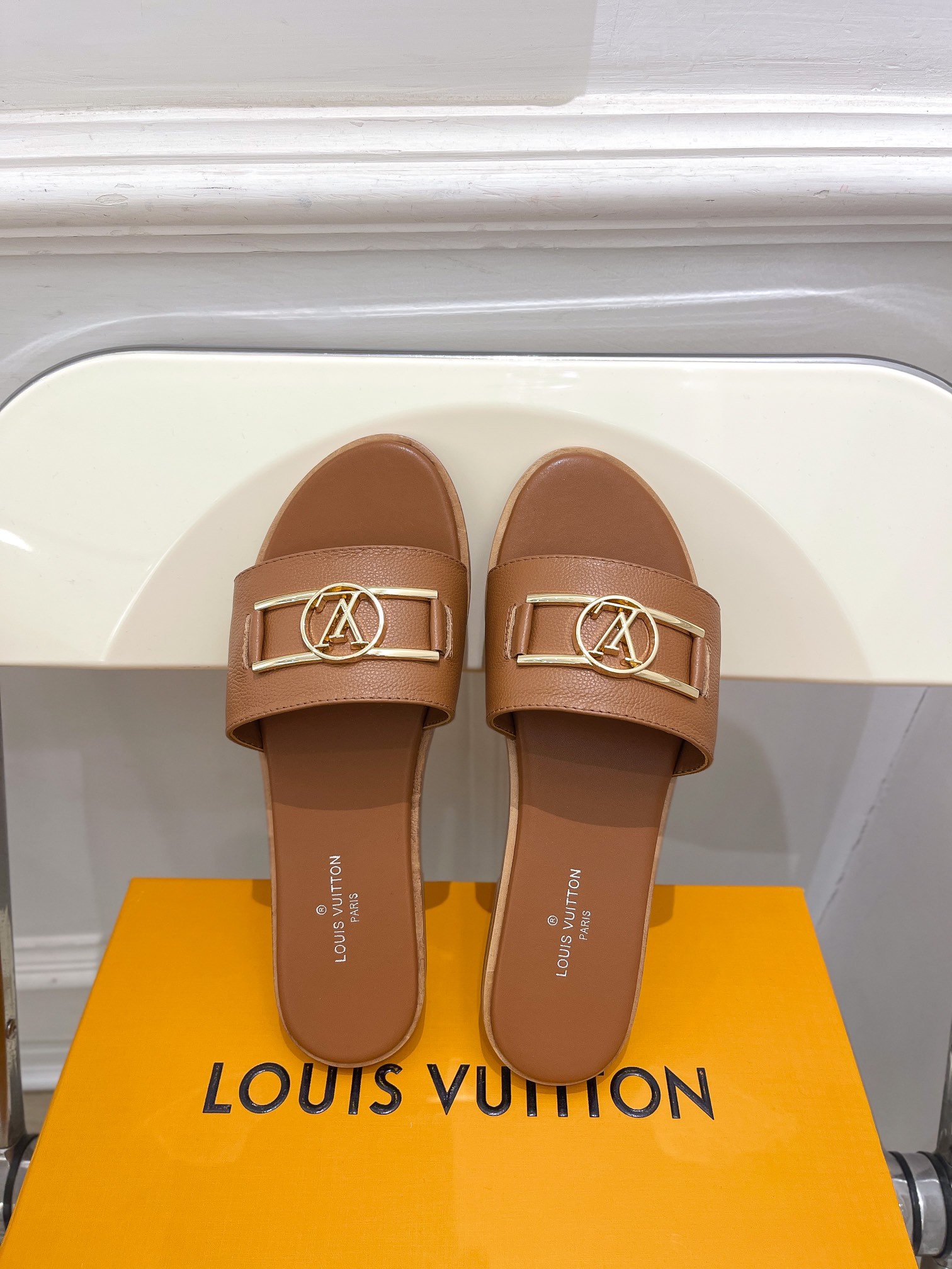 LV new slippers sandles leather sole