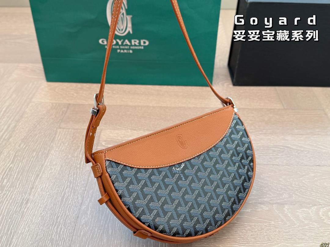 Goyard armpit bag