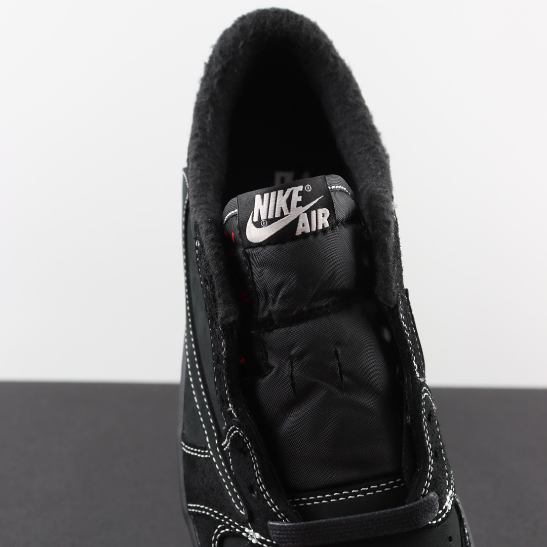 AJ Travis Scott low OG sneakers