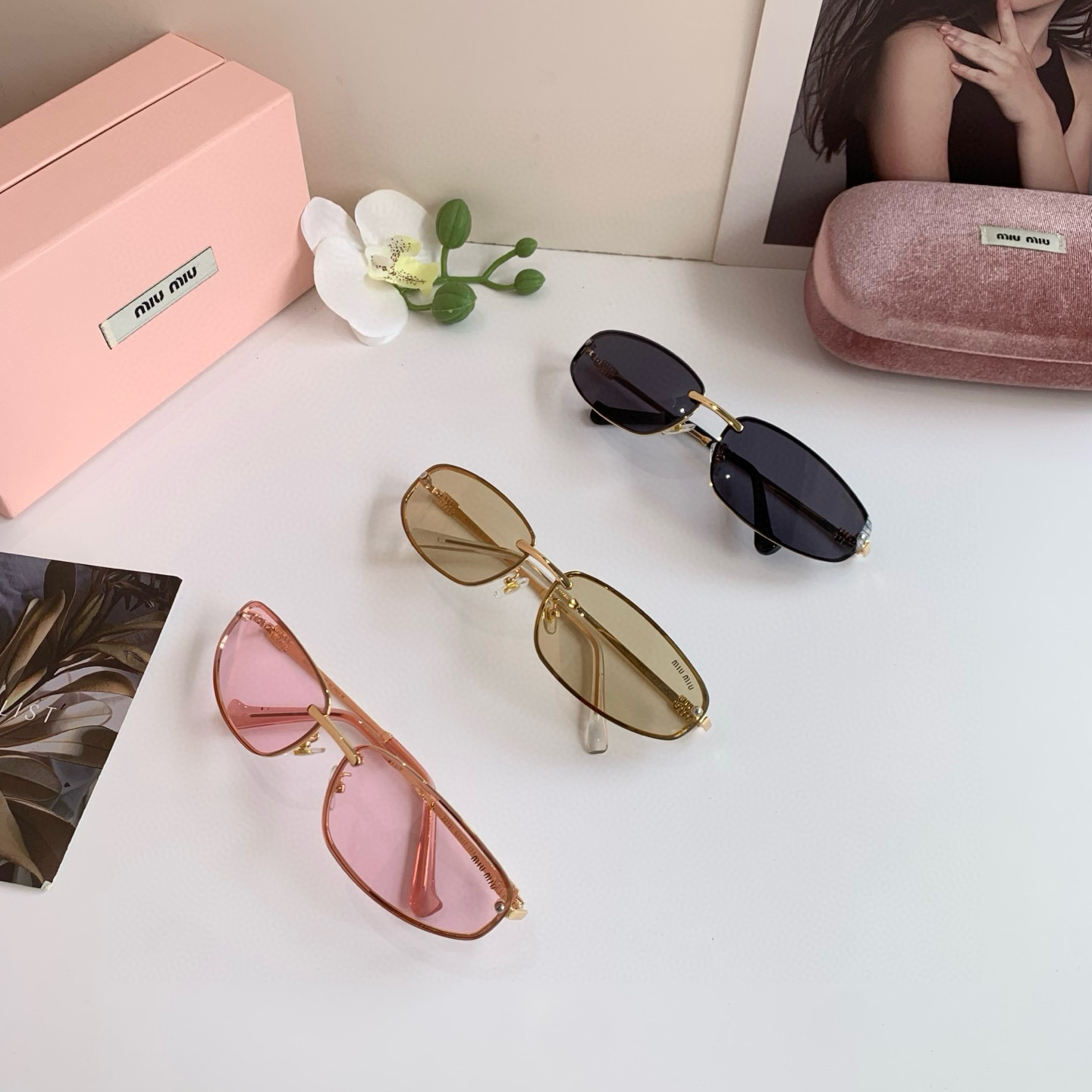MIUMIU sunglasses