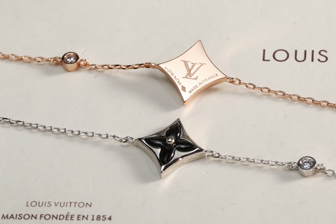 LV rhombus bracelet