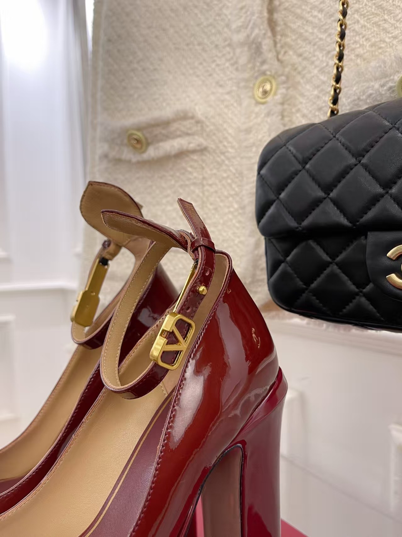 Valentino NEW high-heeled shoes heels leather