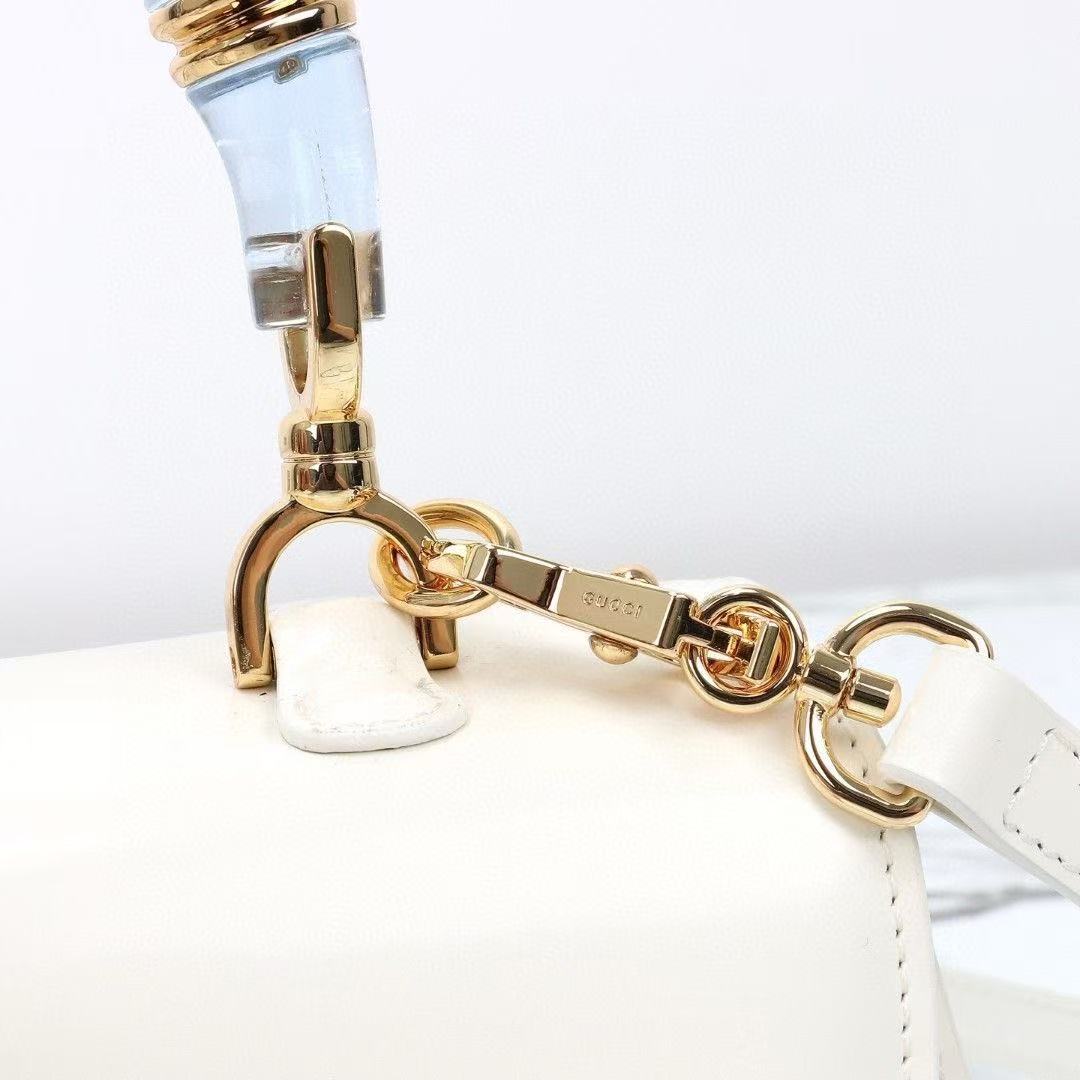 Gucci underarm handbags of top quality