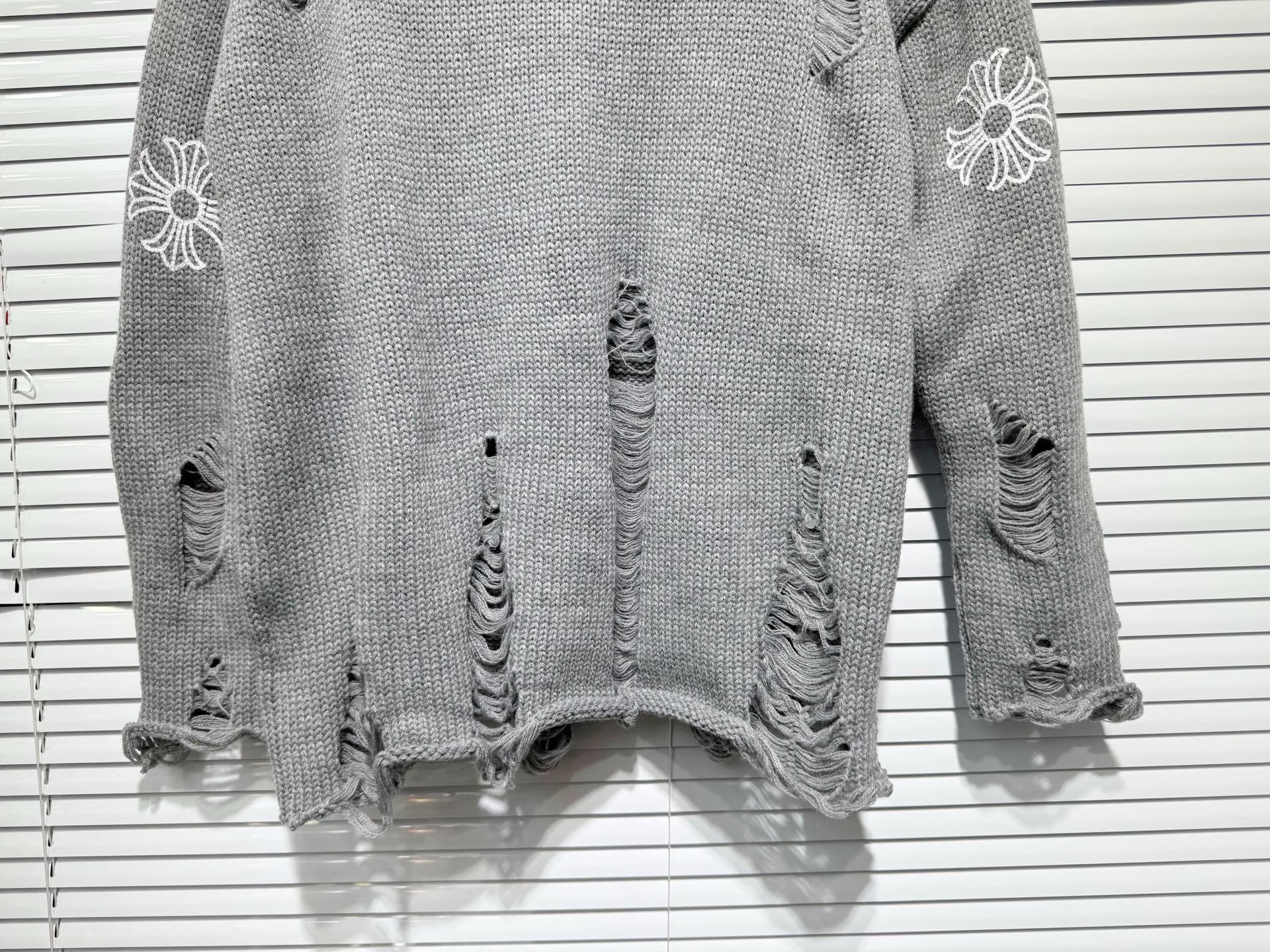 Chrome Hearts CH Thick-stitch Knitted Loose-Fitting Holey Sweater