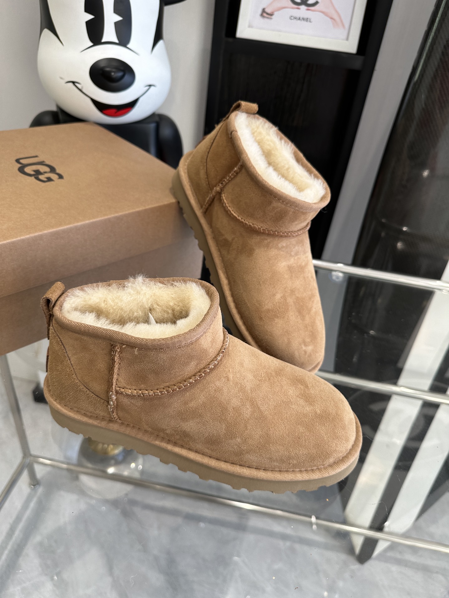 New UGG classic snow boots