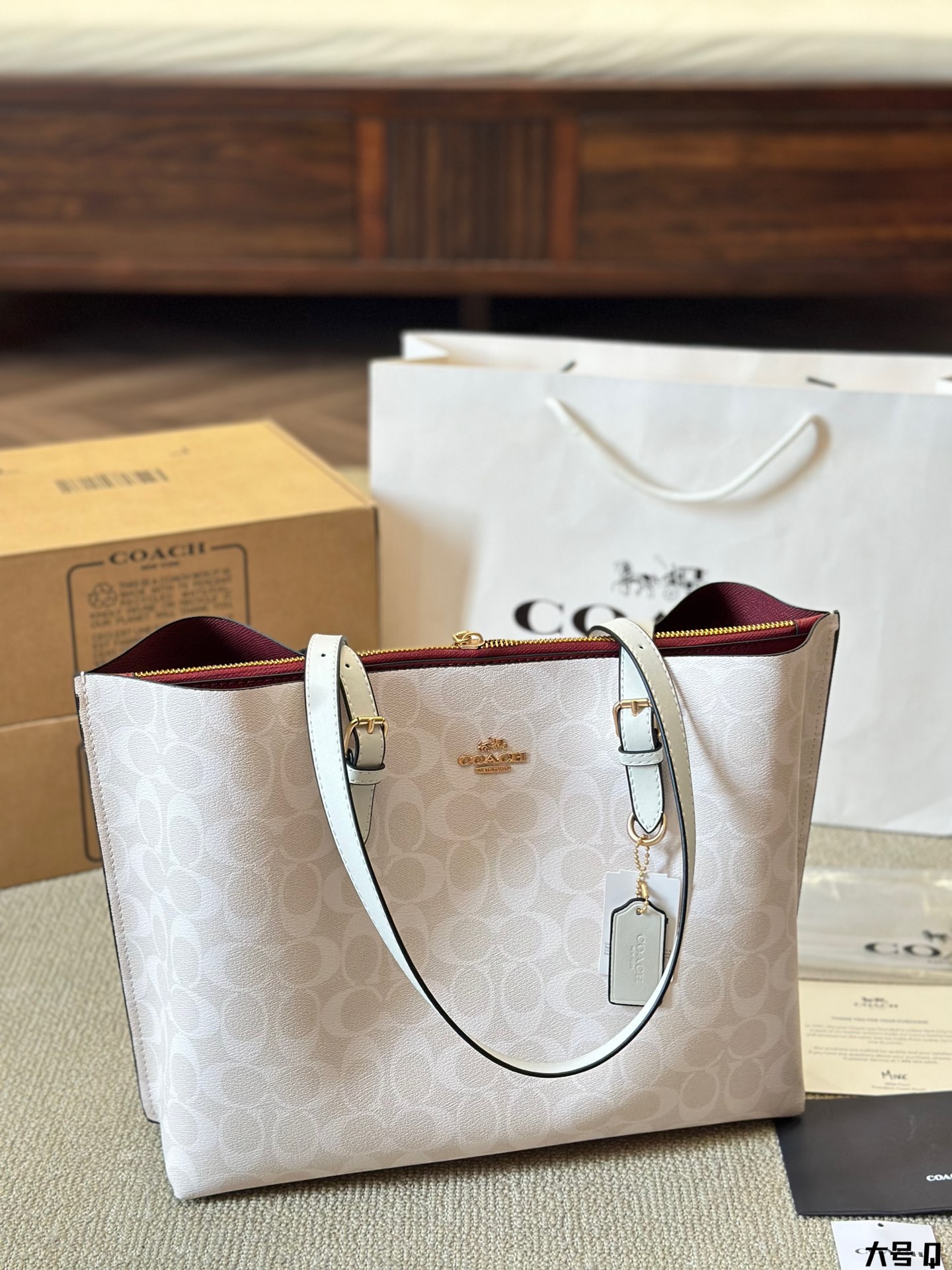 Coach mollie35 tote handbag